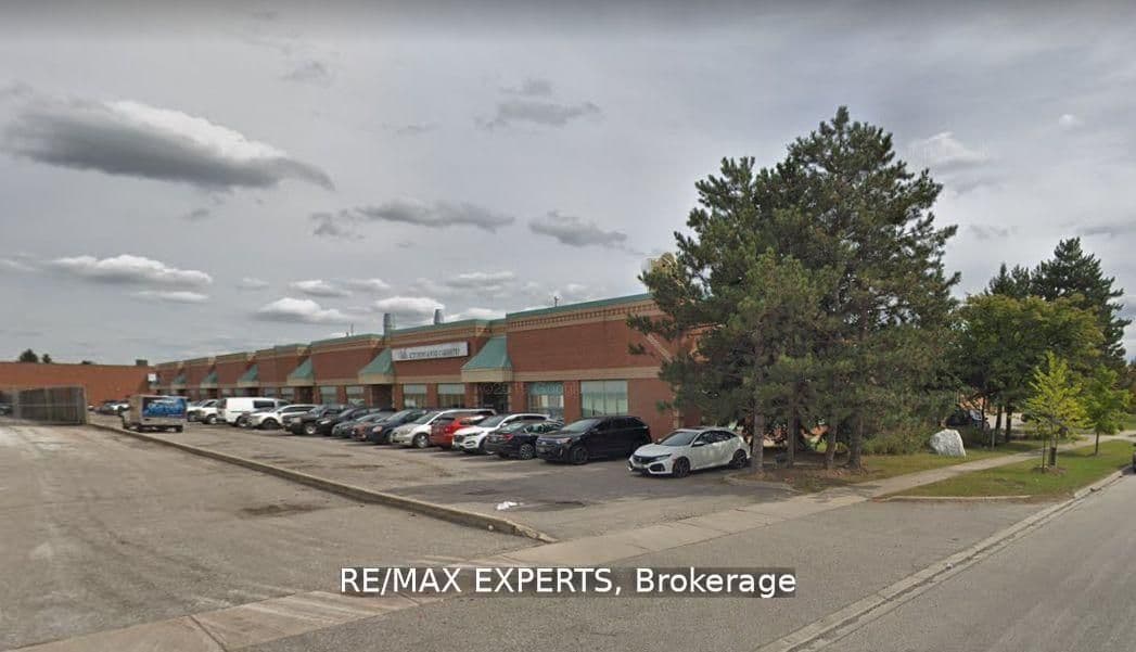 221 Deerhurst Drive 8-9, Brampton, ON L6T 5L7