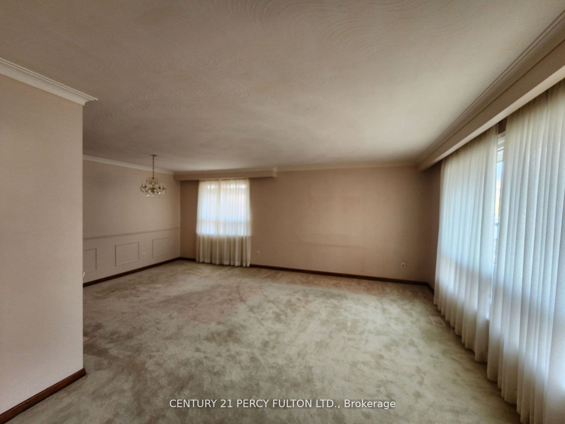464 Scarborough Golf Club Road, Toronto, ON M1G 1H1