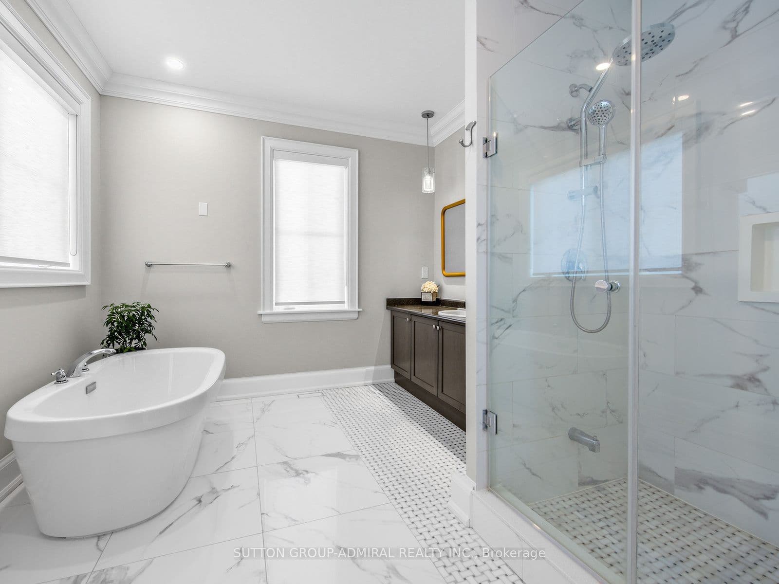 109 Leaden Hall Drive, East Gwillimbury, ON L9N 0R5
