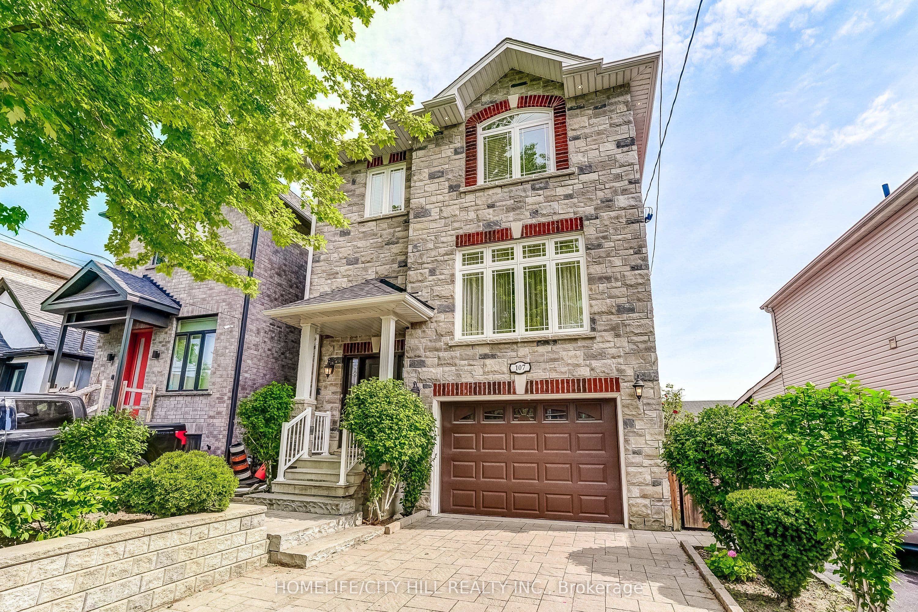 107 Brownville Avenue, Toronto, ON M6N 4L2