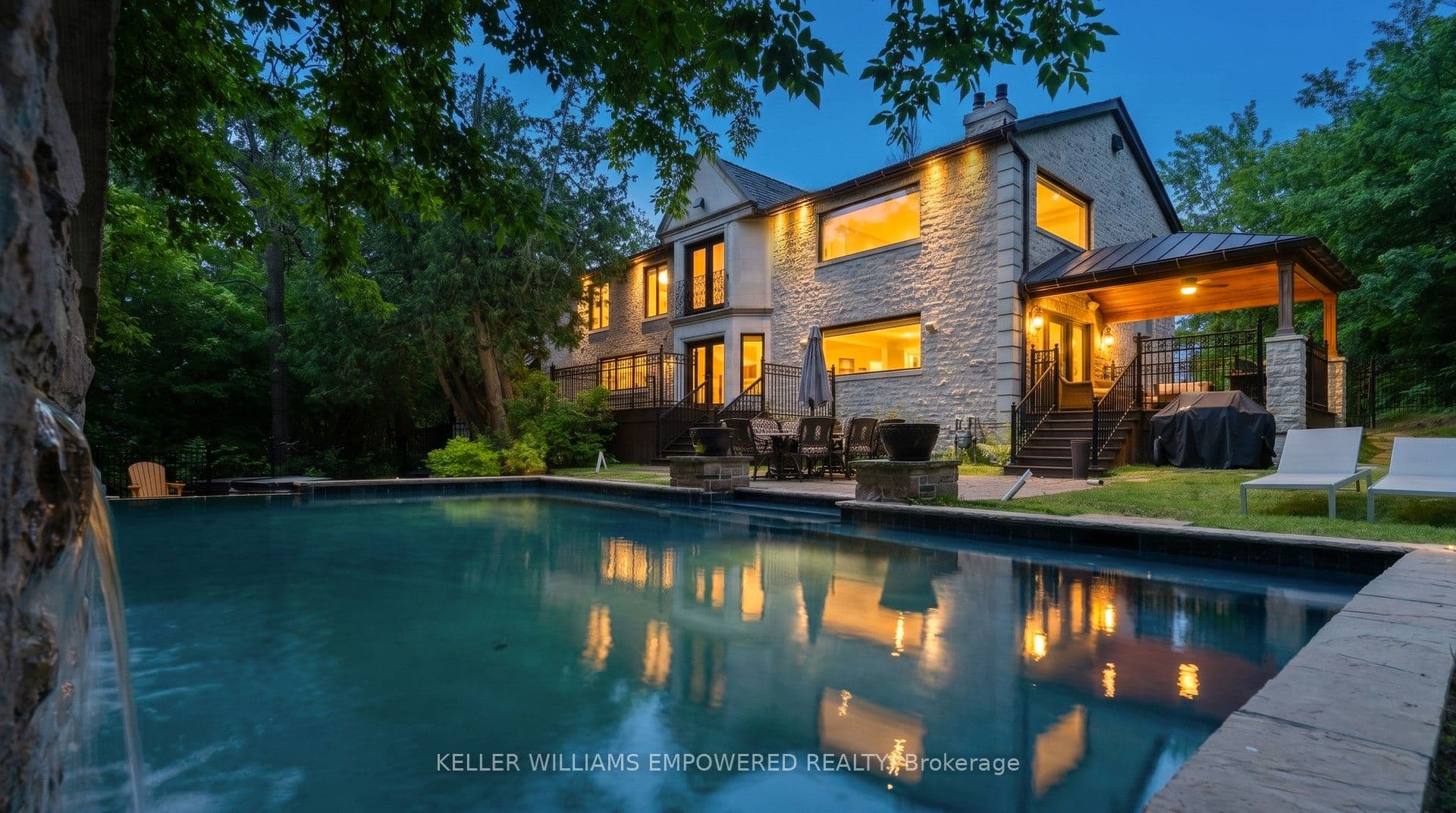 43 Woodland Acres Crescent, Vaughan, ON L6A 1G1