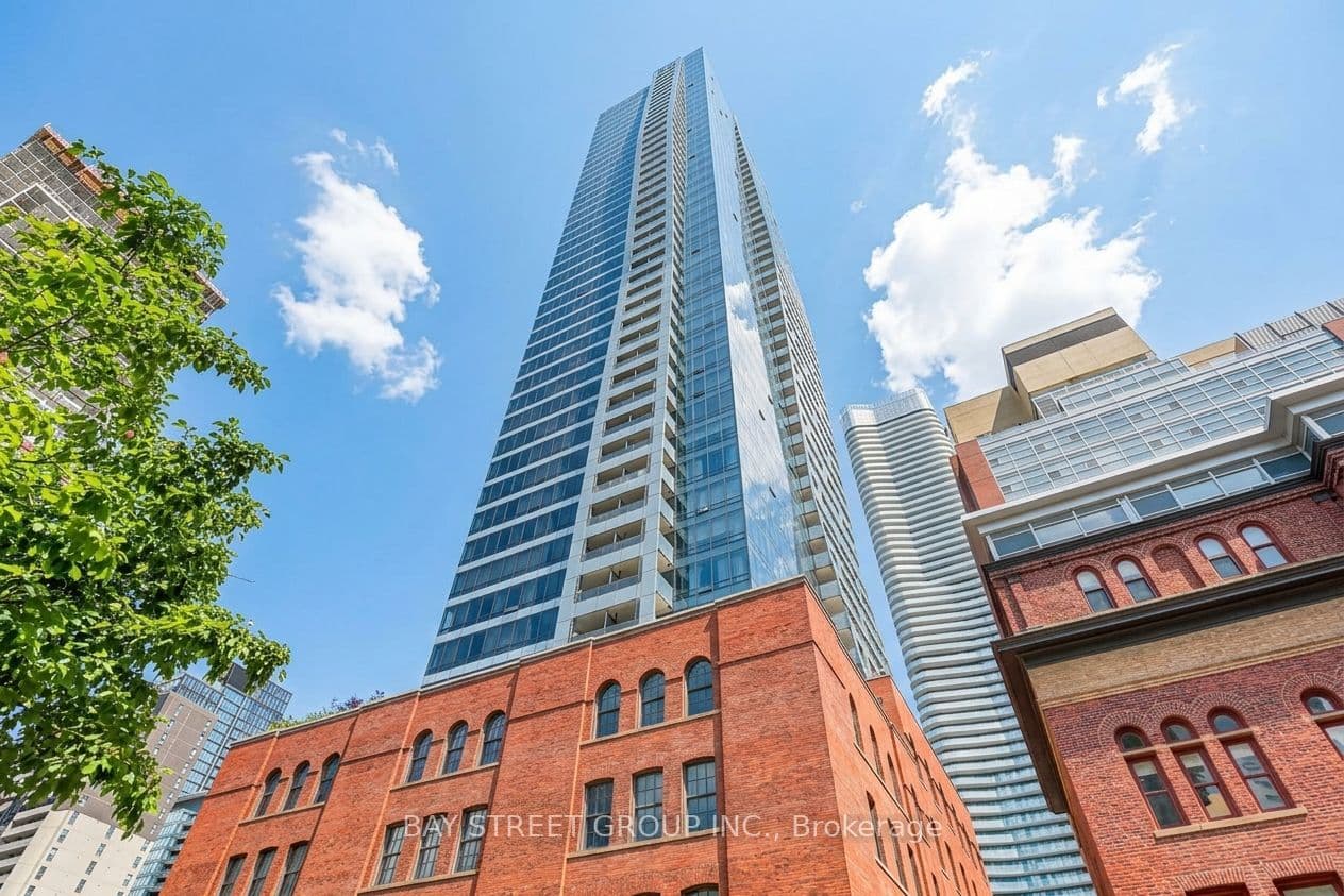 5 St Joseph Street 1511, Toronto, ON M4Y 0B6