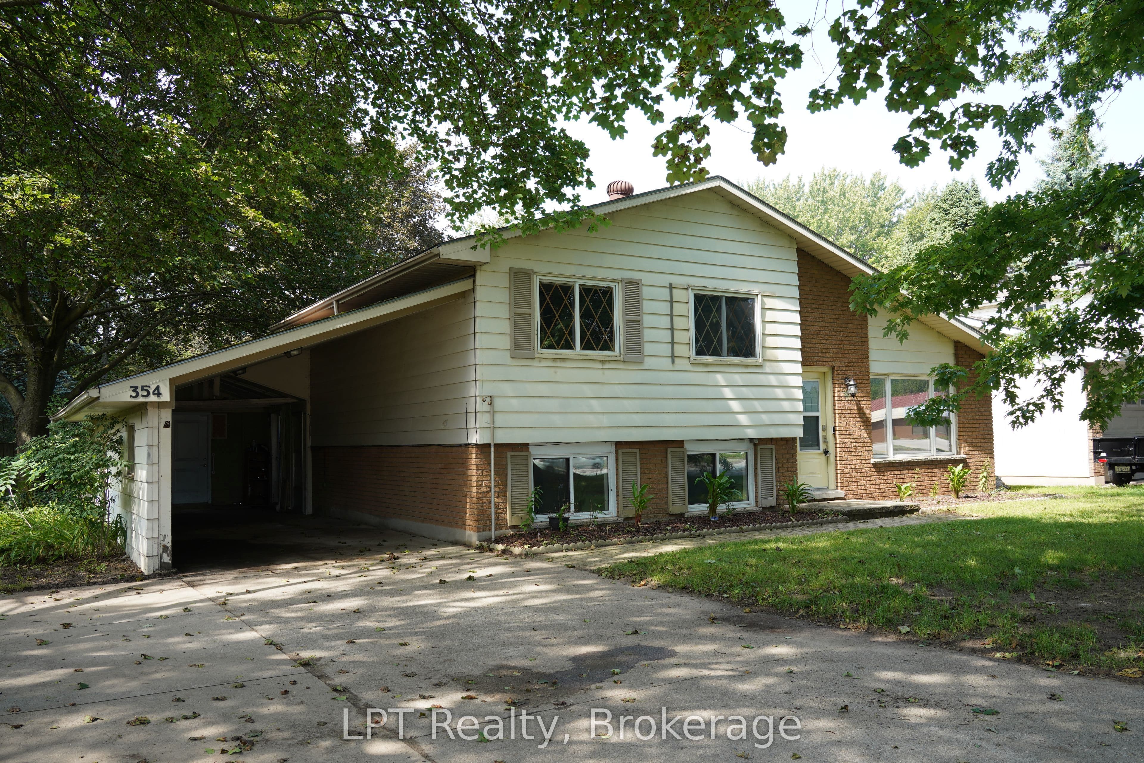 354 Goderich Street, Saugeen Shores, ON N0H 2C1
