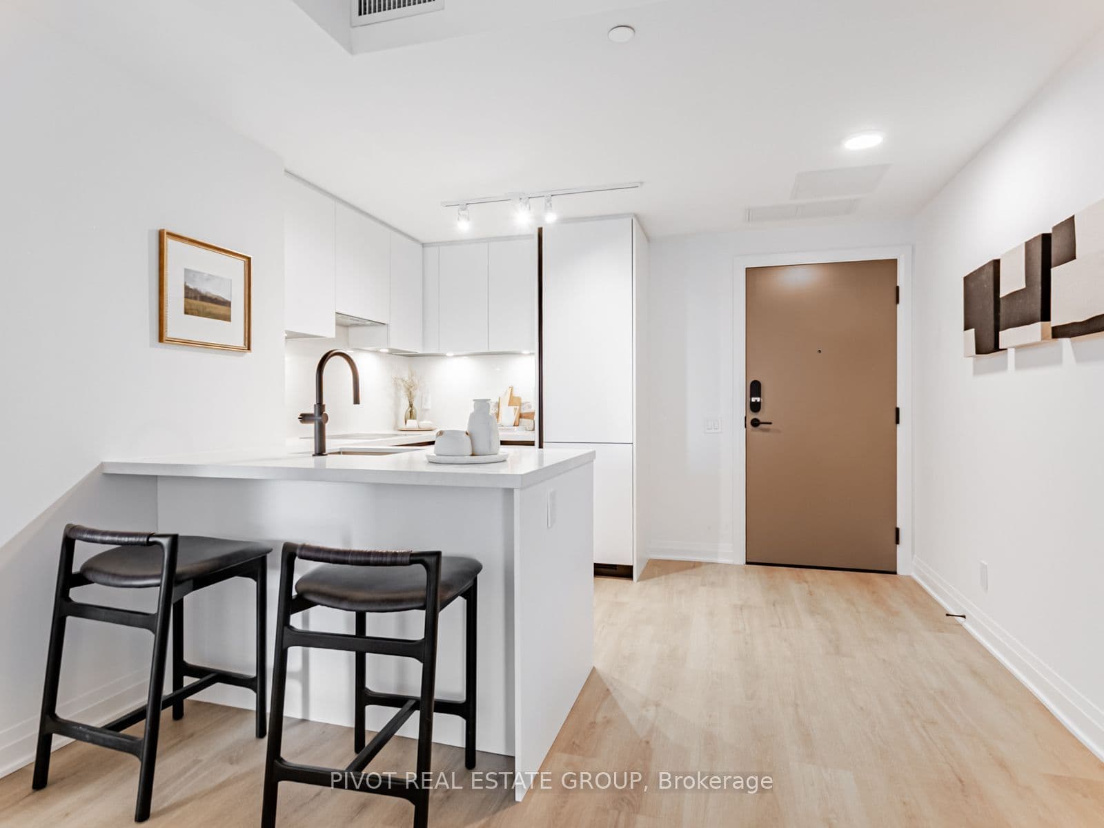 4023 THE EXCHANGE 1703, Mississauga, ON L5B 0N4