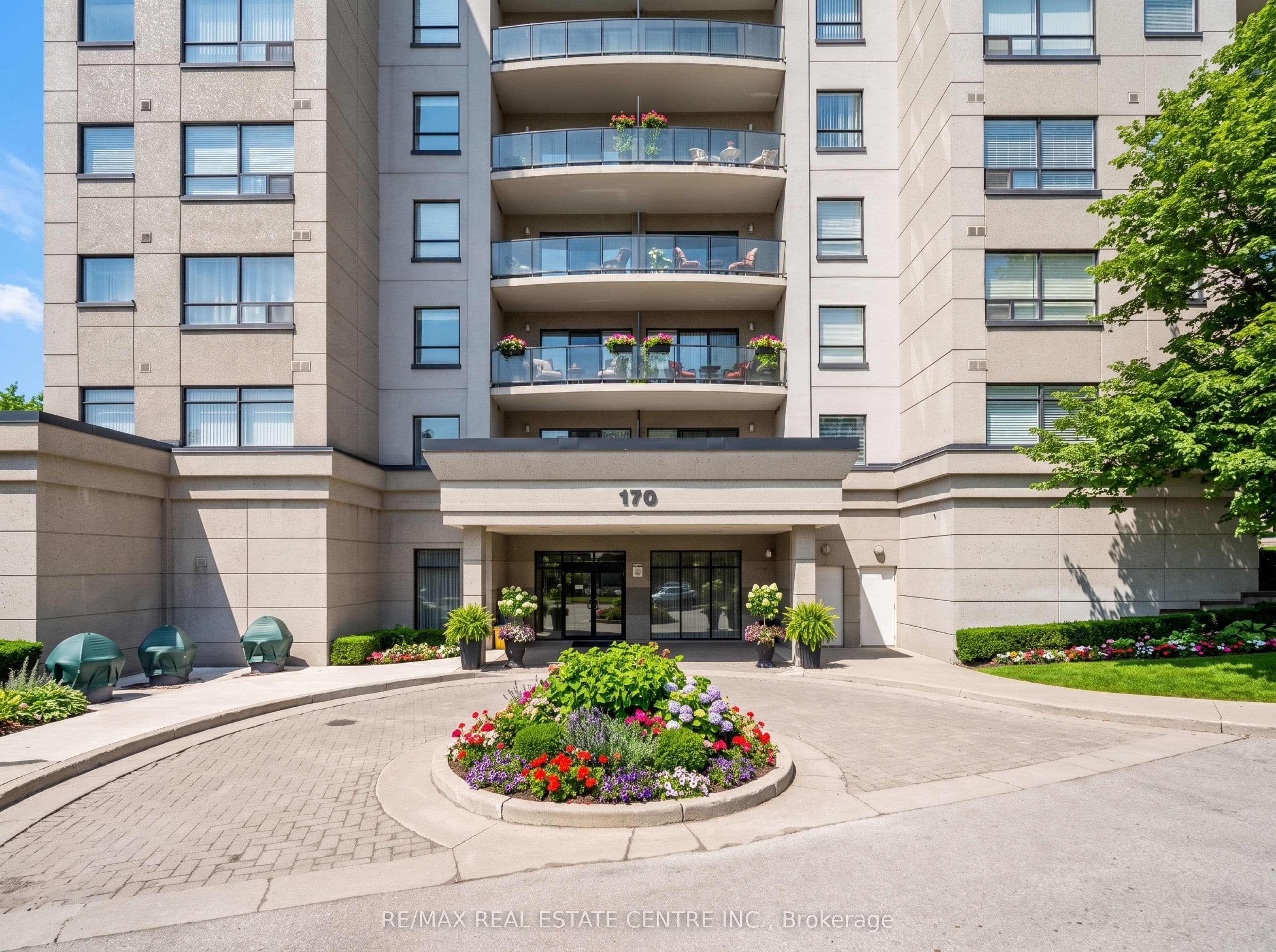 170 Water Street N 501, Cambridge, ON N1R 3B6
