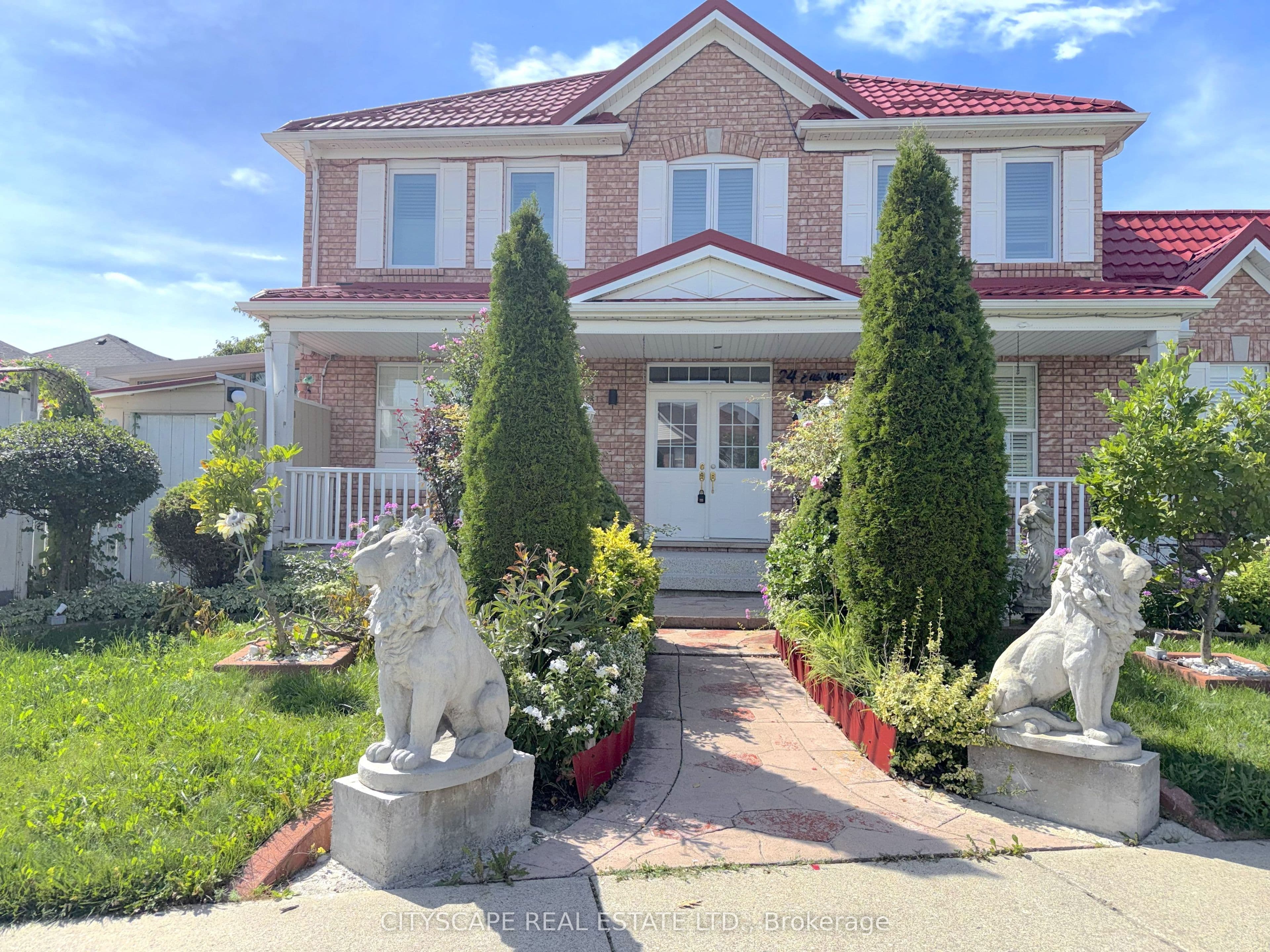 24 Eastway Street, Brampton, ON L6S 0A4