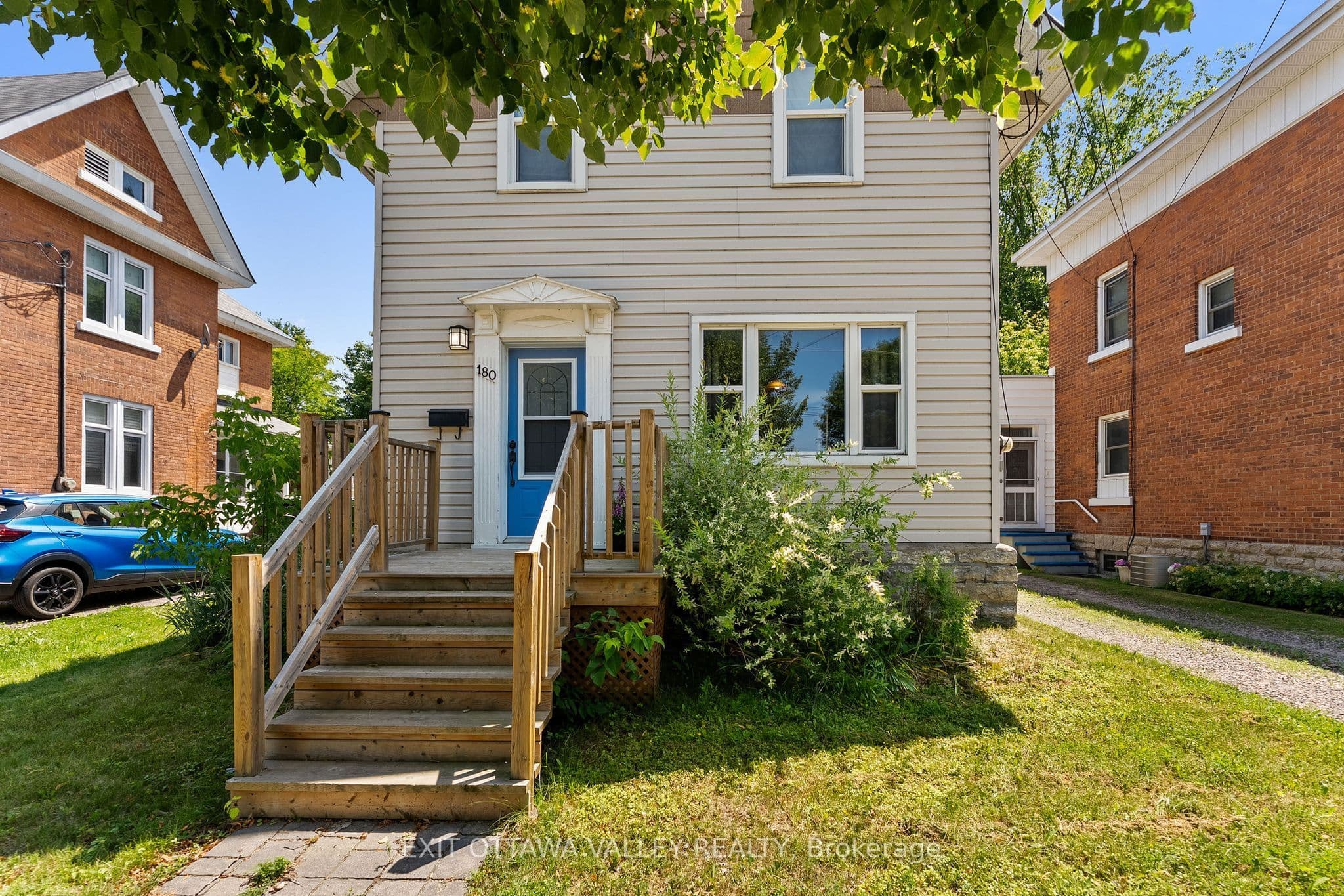 180 Mary Street, Pembroke, ON K8A 5V6