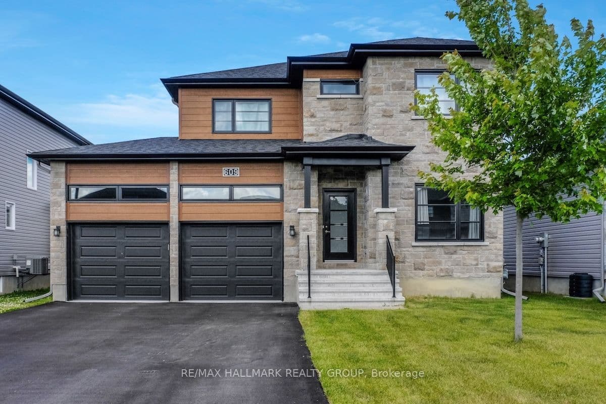 609 Misty Street, Russell, ON K4R 0G3