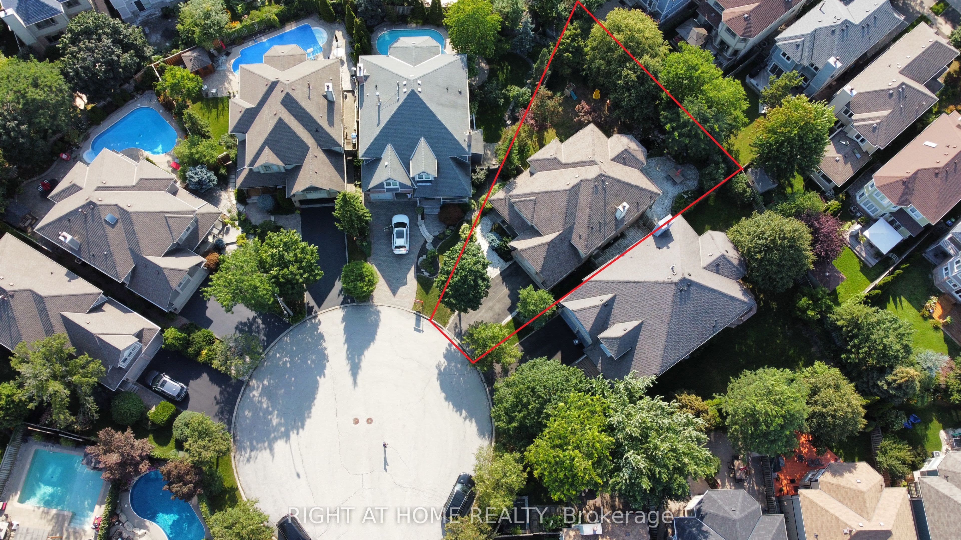 2623 Charlotte Court, Mississauga, ON L5M 5E6