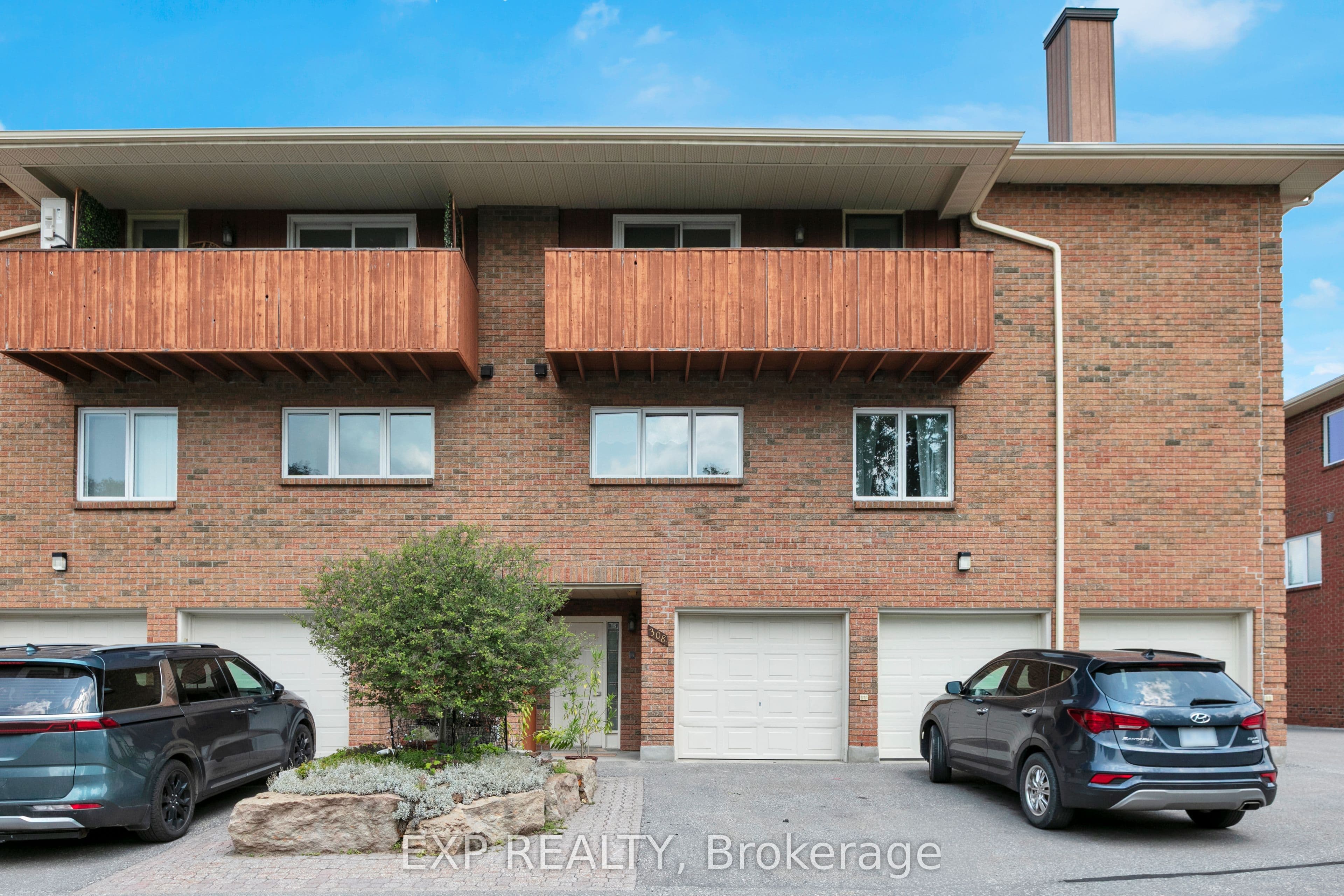 308 Stratas Court 24, Kanata, ON K2L 3K6