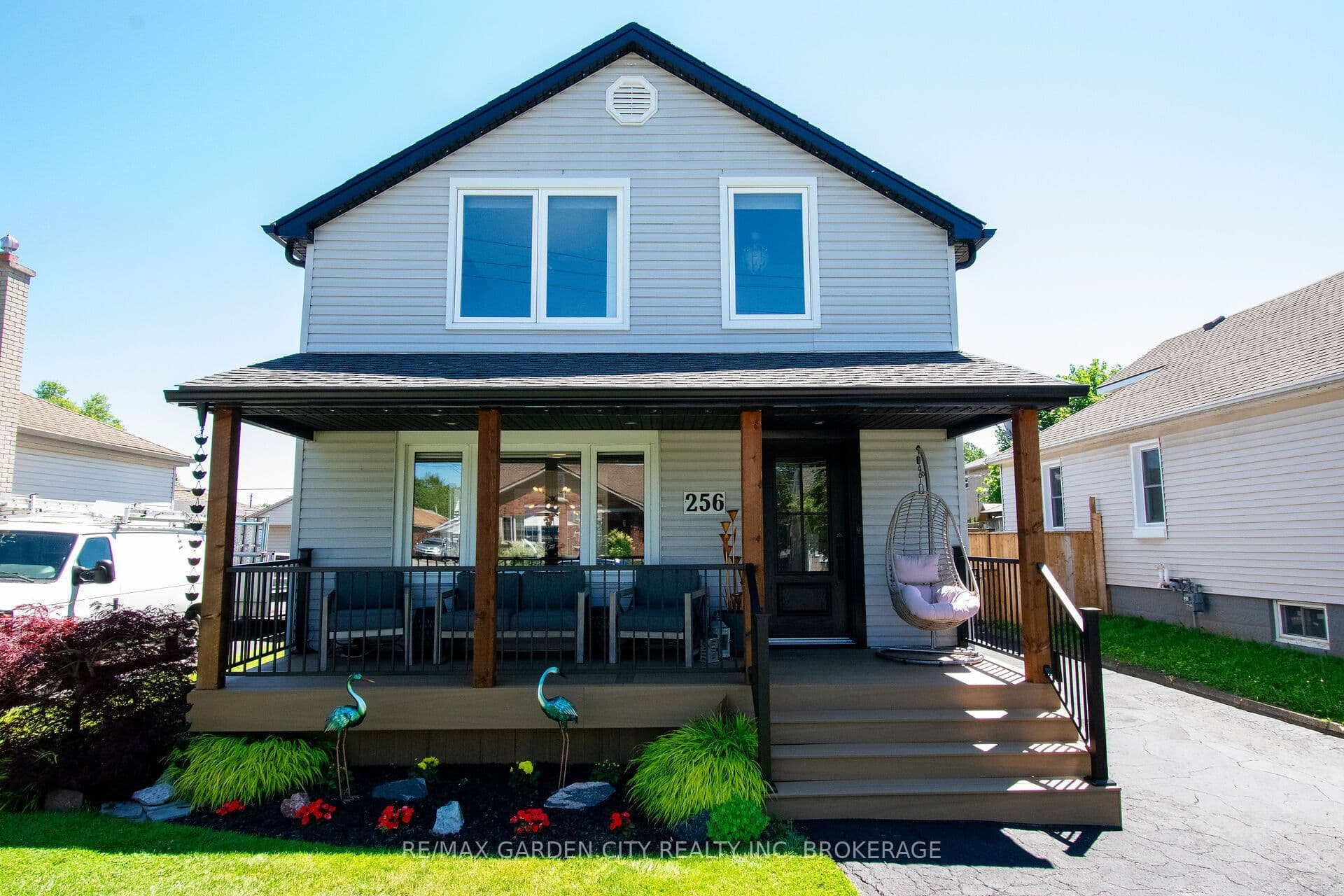 256 SCHOLFIELD Avenue S, Welland, ON L3B 1N7