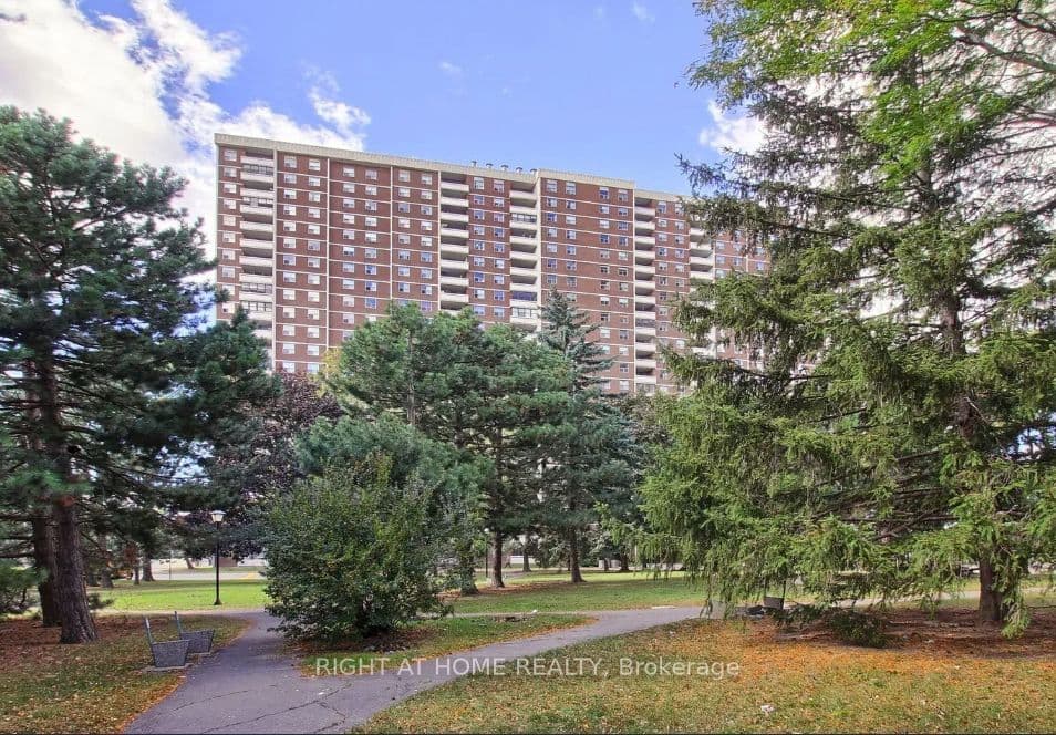 205 Hilda Avenue E 806, Toronto, ON M2M 4B1