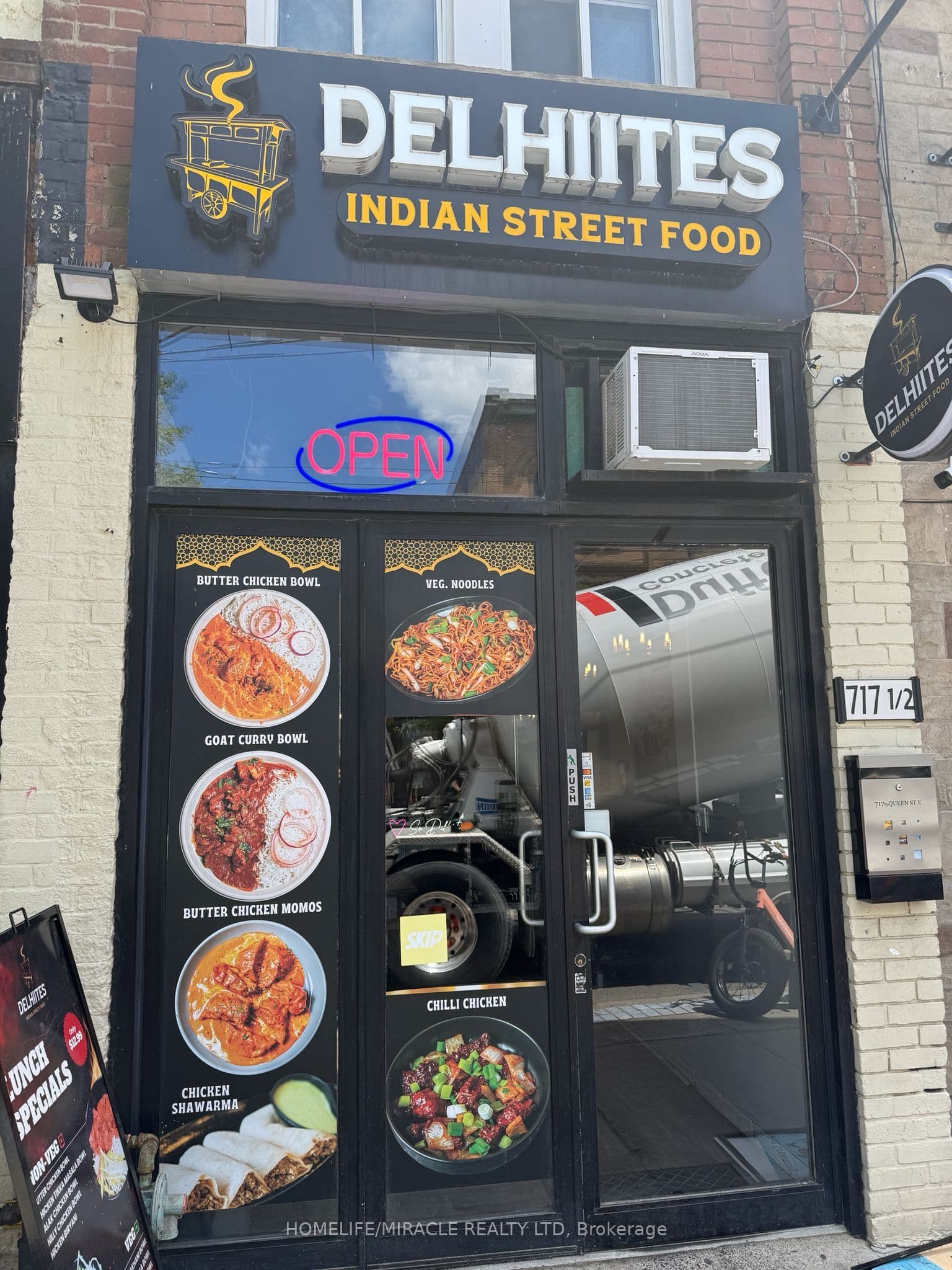 717 Queen Street E 1/2, Toronto, ON M4M 1H1