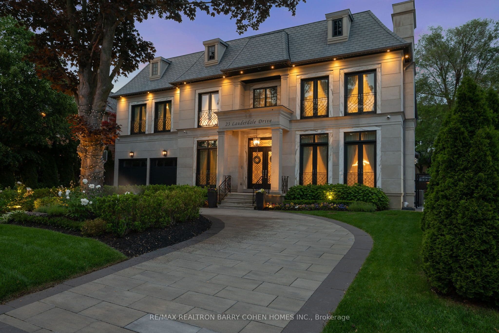 23 Lauderdale Drive, Toronto, ON M2L 2A8