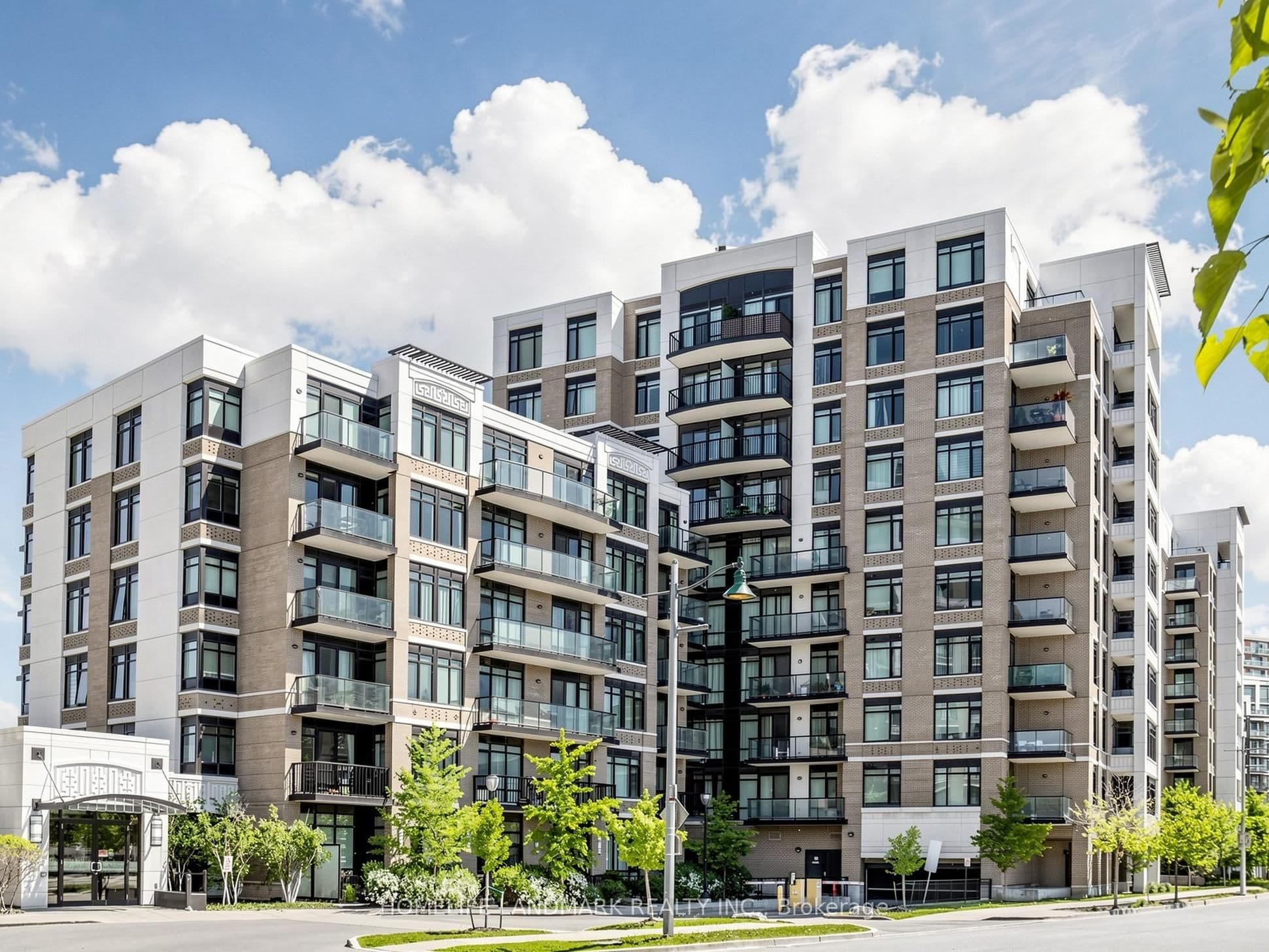 131 Upper Duke Crescent 513, Markham, ON L6G 0C9