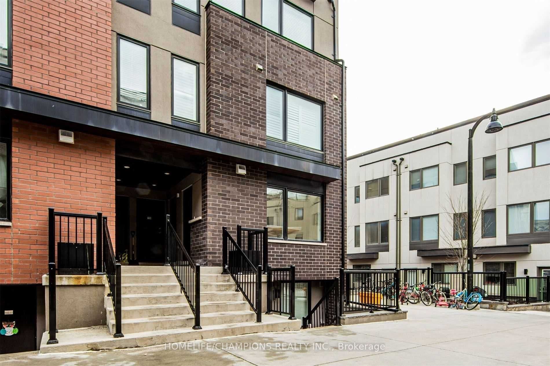 142 William Duncan Road 18, Toronto, ON M3K 0C1