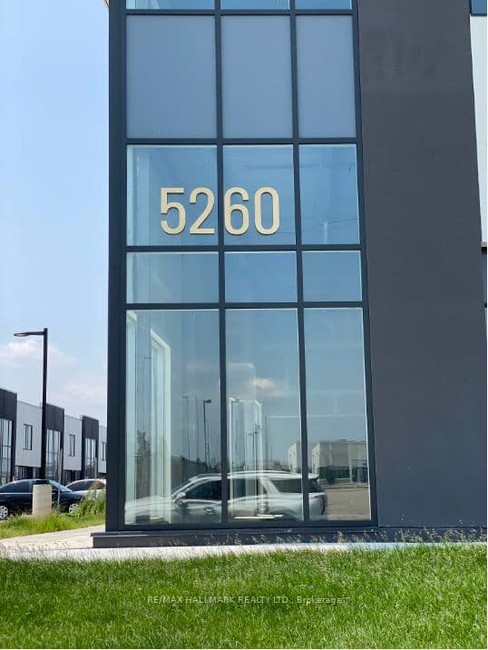 5260 Solar Drive C107, Mississauga, ON L4W 5E1