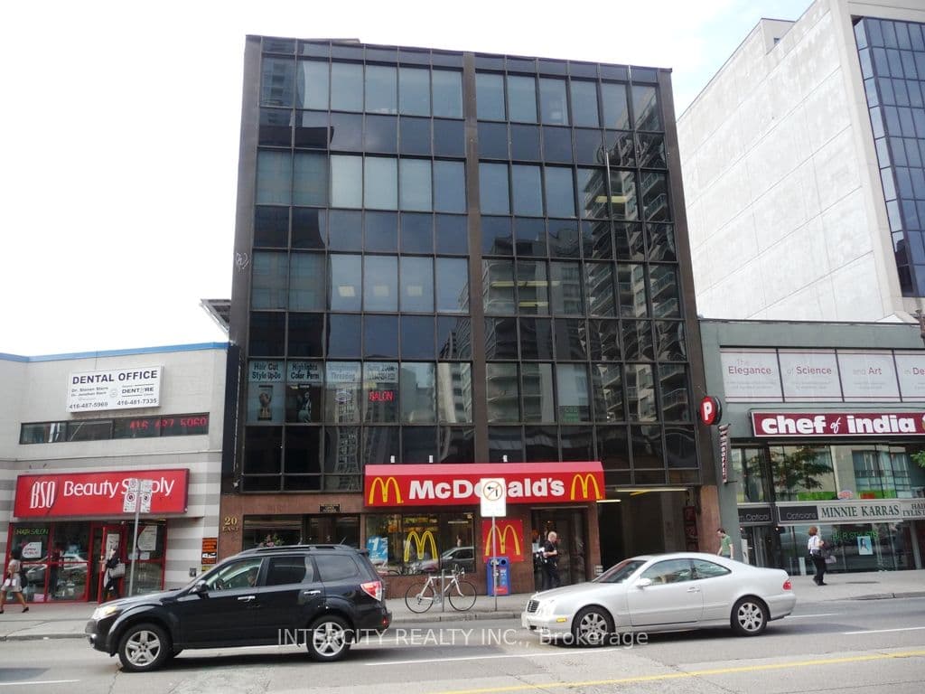 20 Eglinton Avenue E 500D, Toronto, ON M4P 1A6