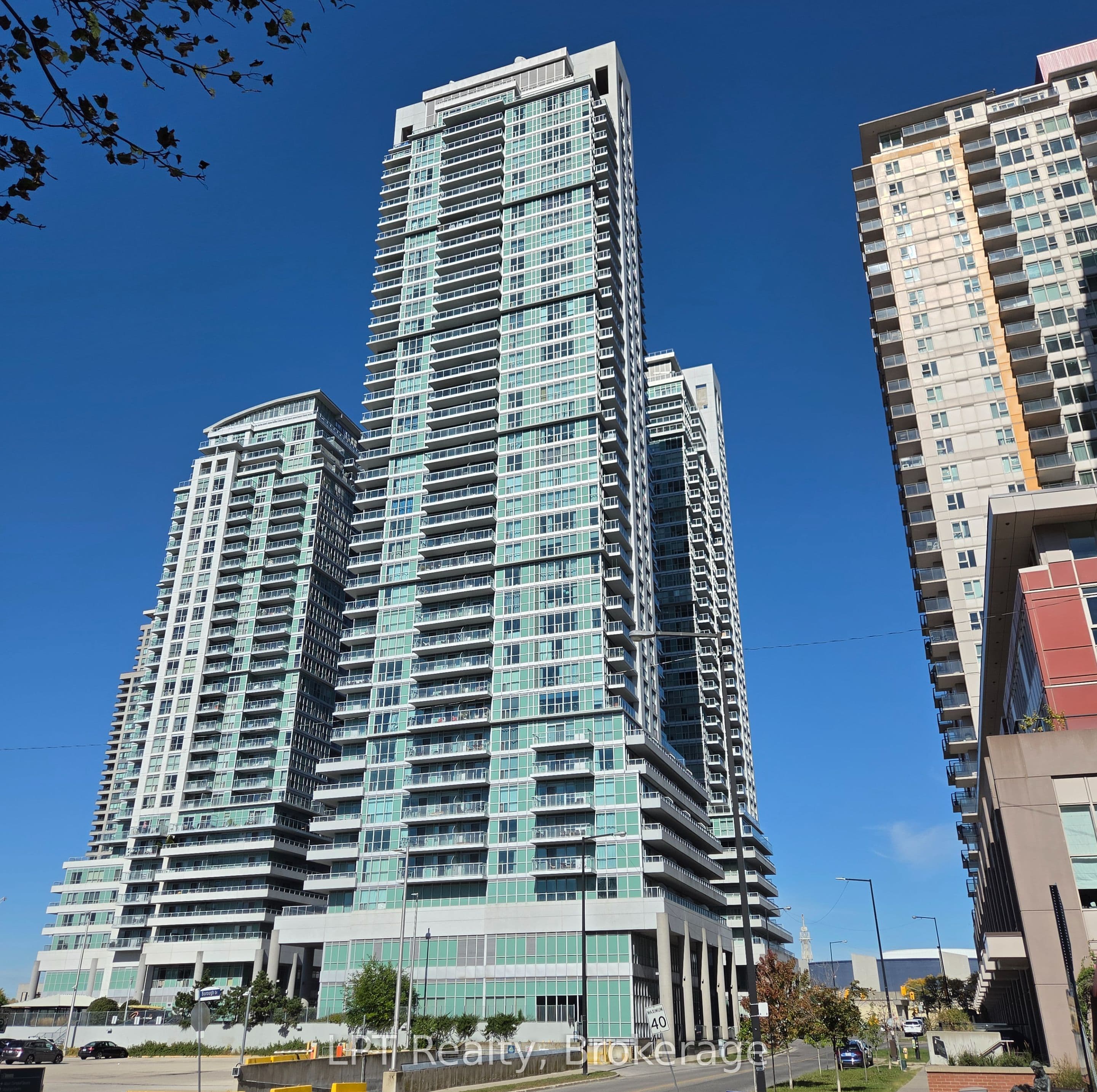 50 Town Centre Court 1504, Toronto, ON M1P 0A9