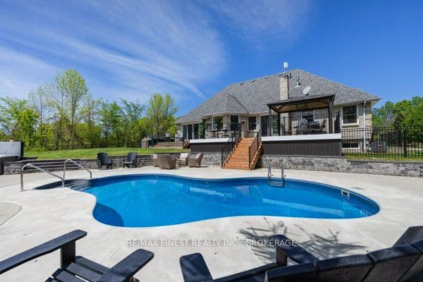 1747 Hitchcock Drive, Frontenac, ON K0H 1X0