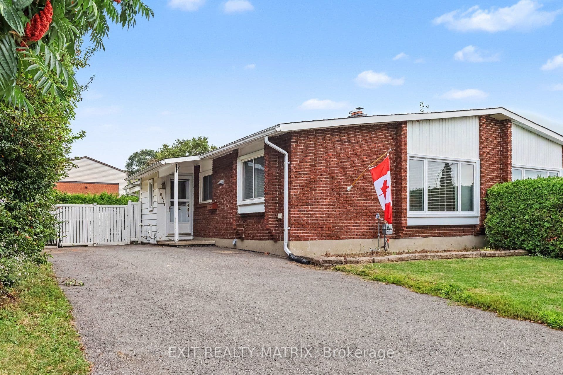 1887 Elmridge Drive, Beacon Hill North - South and Area, ON K1J 8G7