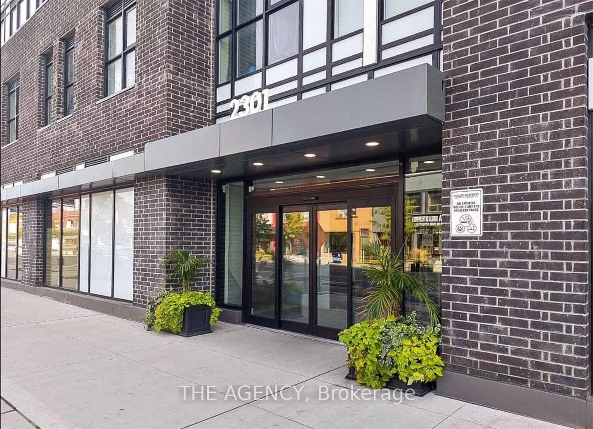 2301 Danforth Avenue 320, Toronto, ON M4C 1K5