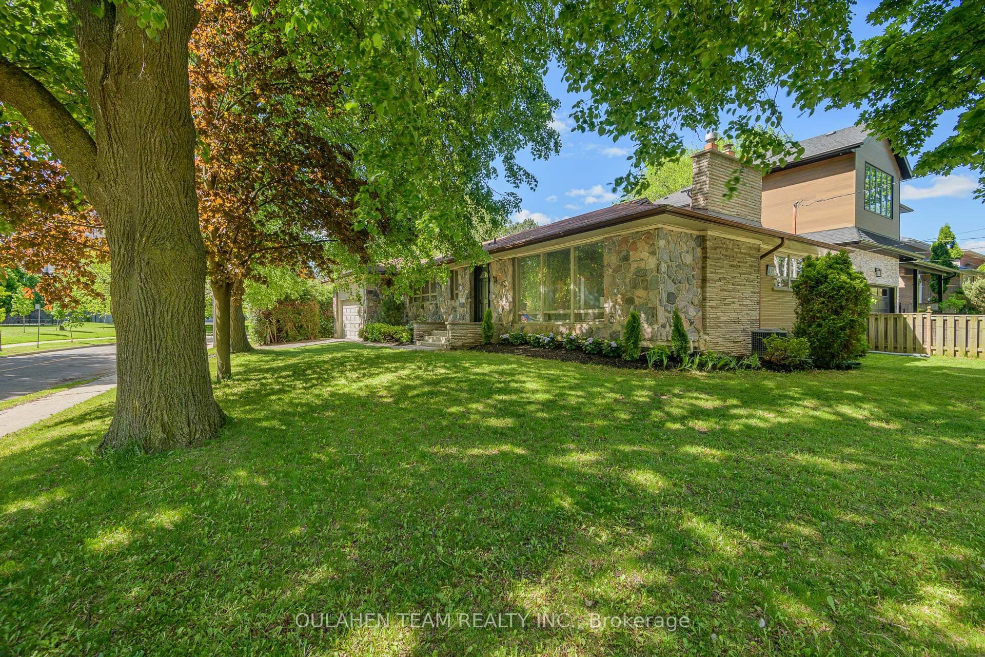 55 Foxwarren Drive, Toronto, ON M2K 1L1