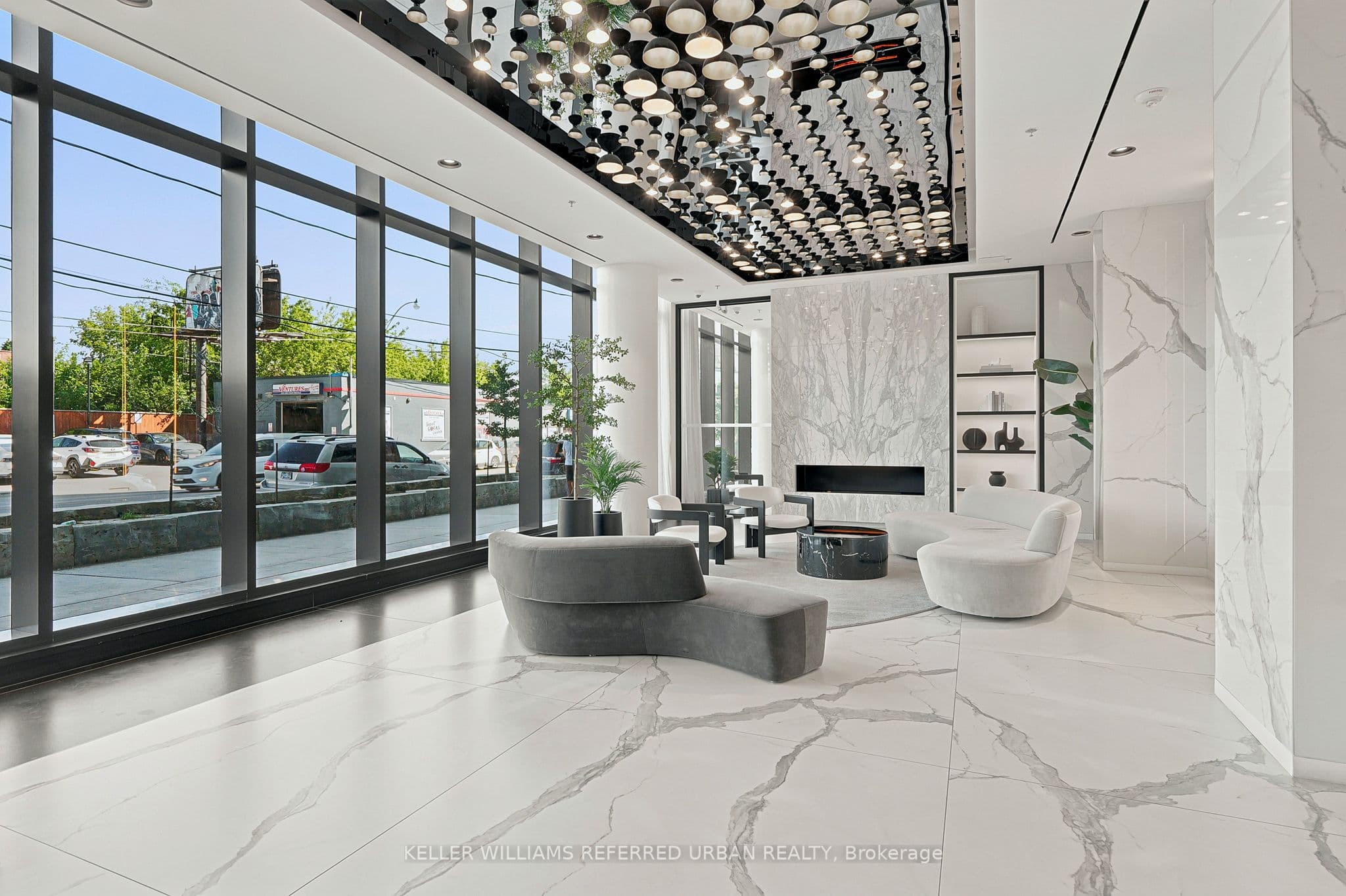 1285 Dupont Street 1805, Toronto, ON M6H 0E3