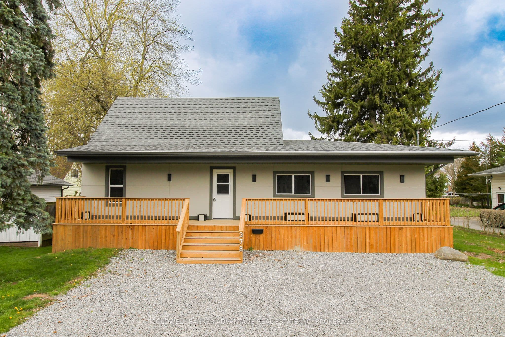 378 Thorold Road, Welland, ON L3C 3W6
