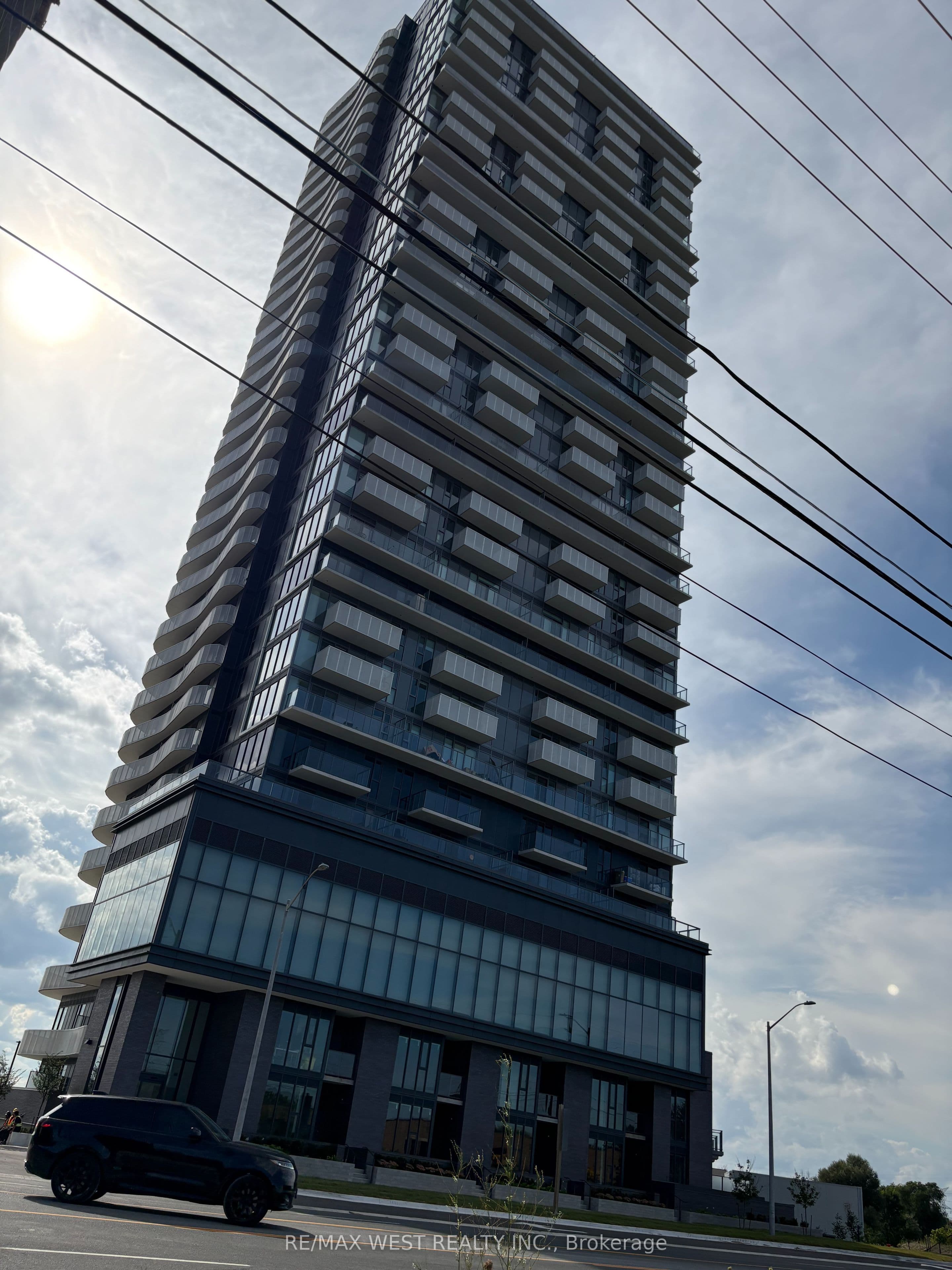 6 Flavelle Trail 2214, Vaughan, ON L4L 0M8