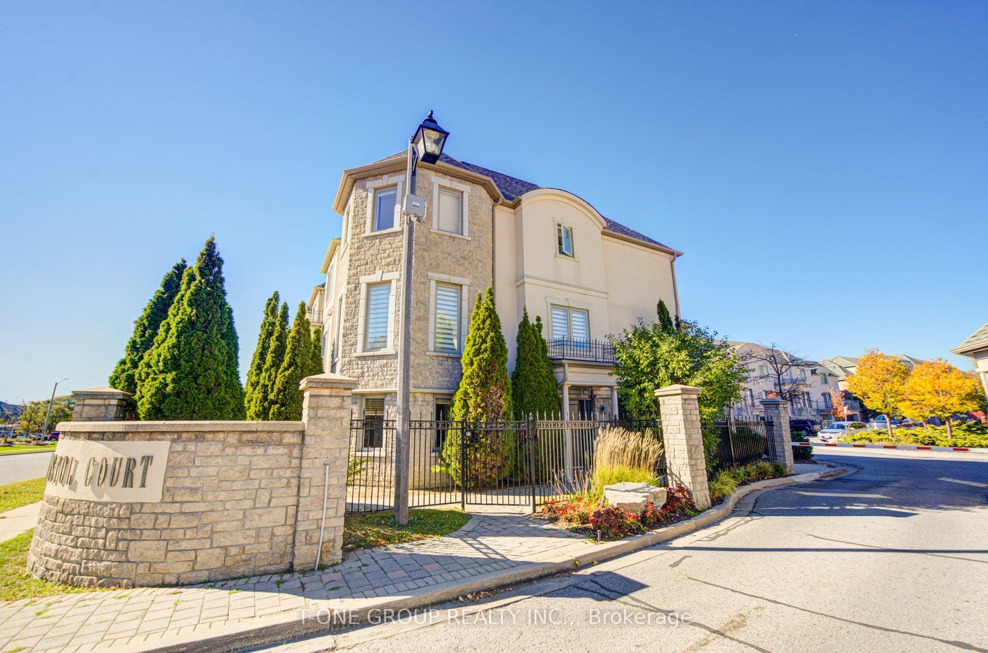 9133 Bayview Avenue 85, Richmond Hill, ON L4B 4V7