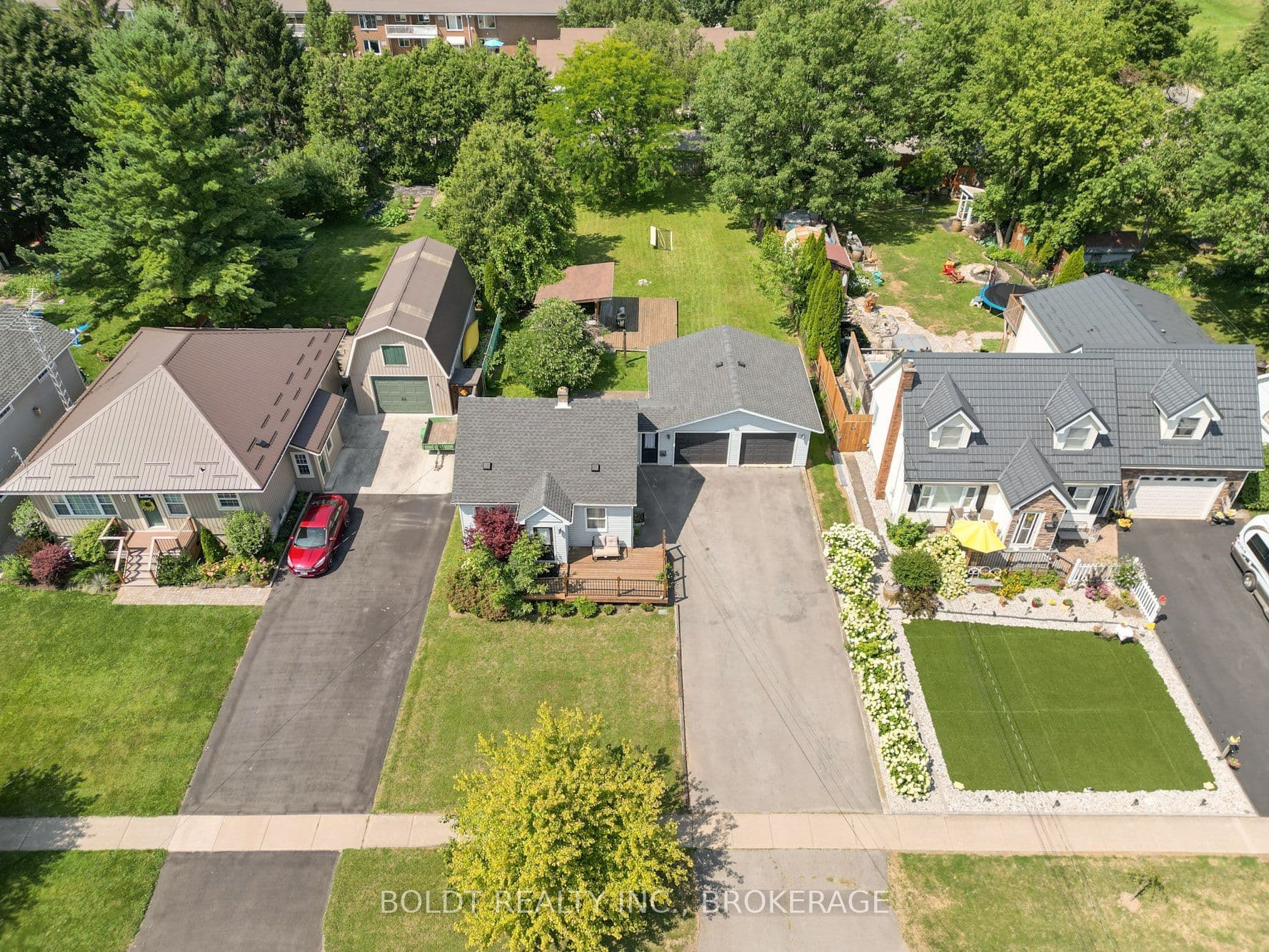 642 PENNER Road, Niagara-on-the-Lake, ON L0S 1J0