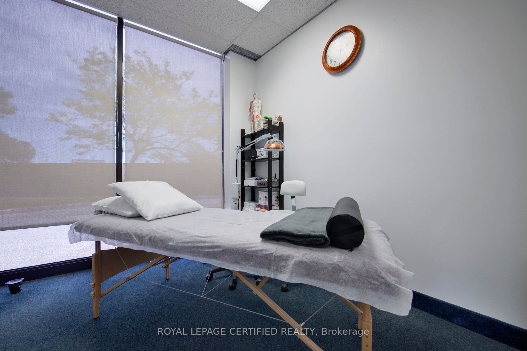 3049 Kingston Road, Toronto, ON M1M 3W1