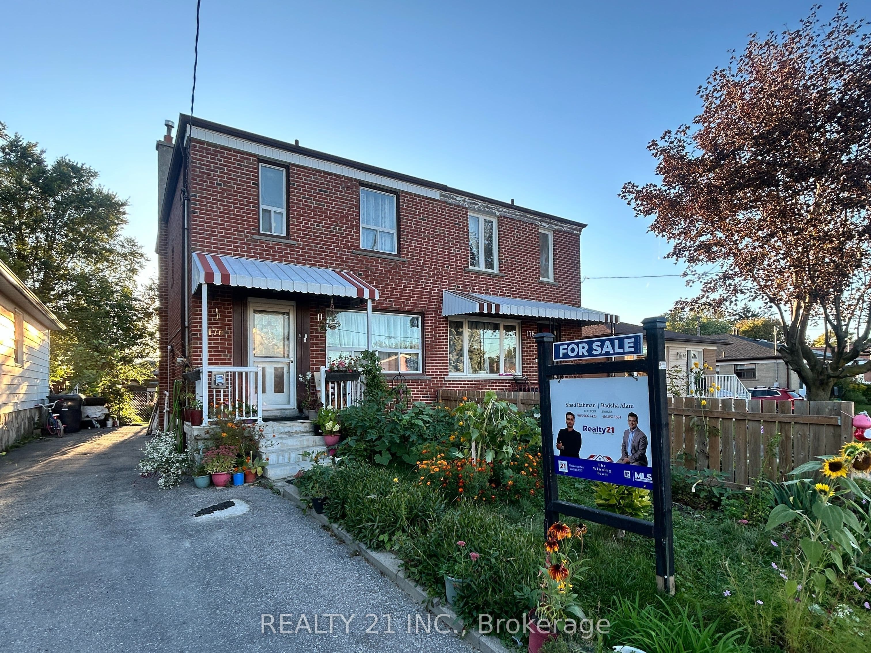 176 Linden Avenue, Toronto, ON M1K 3H8