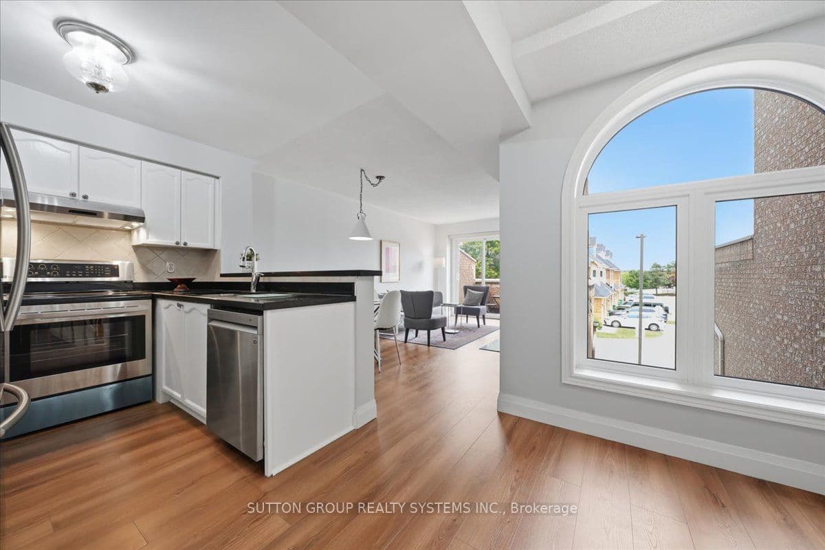 60 Barondale Drive 255, Mississauga, ON L4Z 3N8