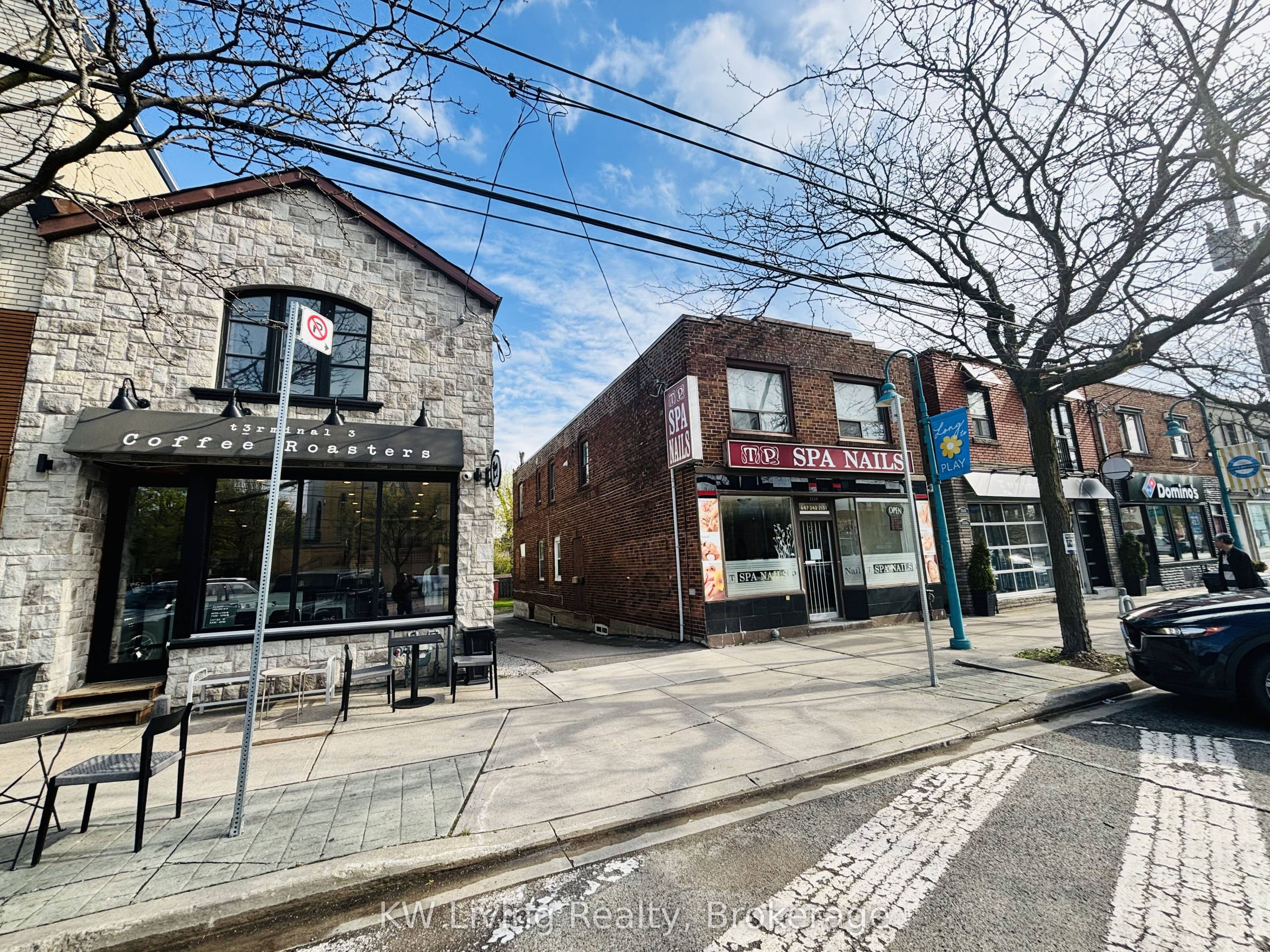 3339 Lake Shore Boulevard W, Toronto, ON M8W 1N1