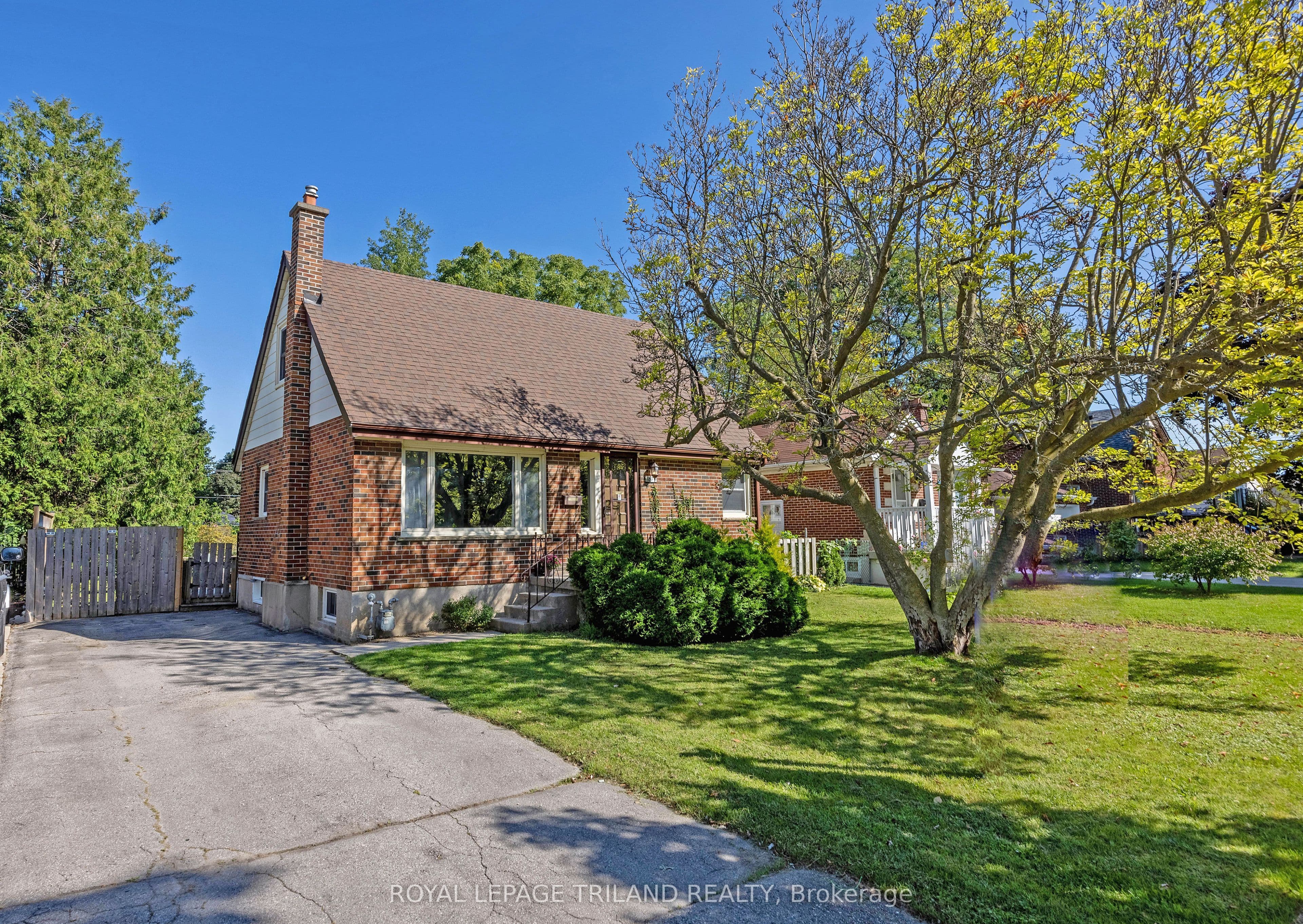 1874 Churchill Avenue, London East, ON N5W 2L6