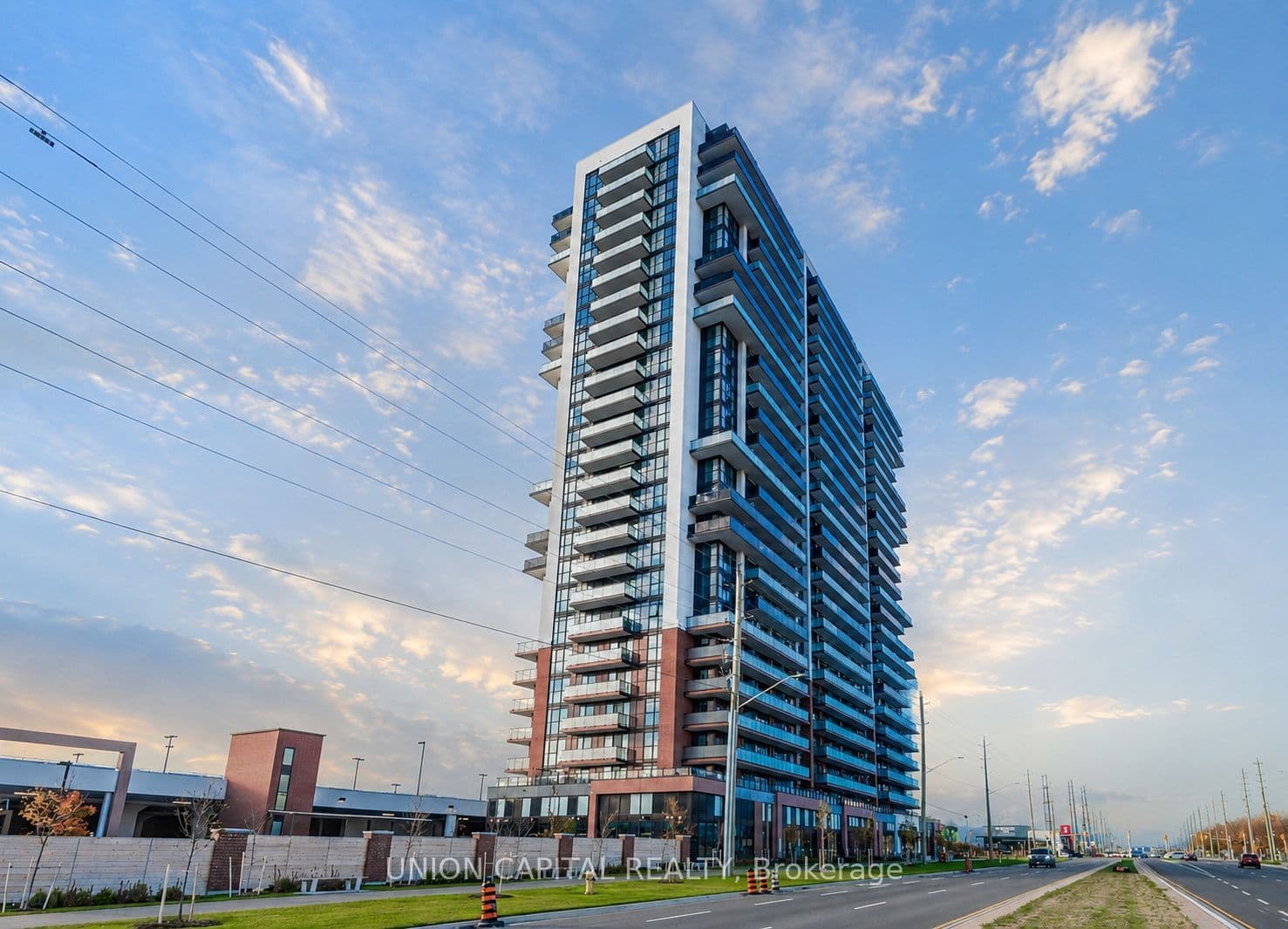 2550 Simcoe Street N 2221, Oshawa, ON L1L 0R5