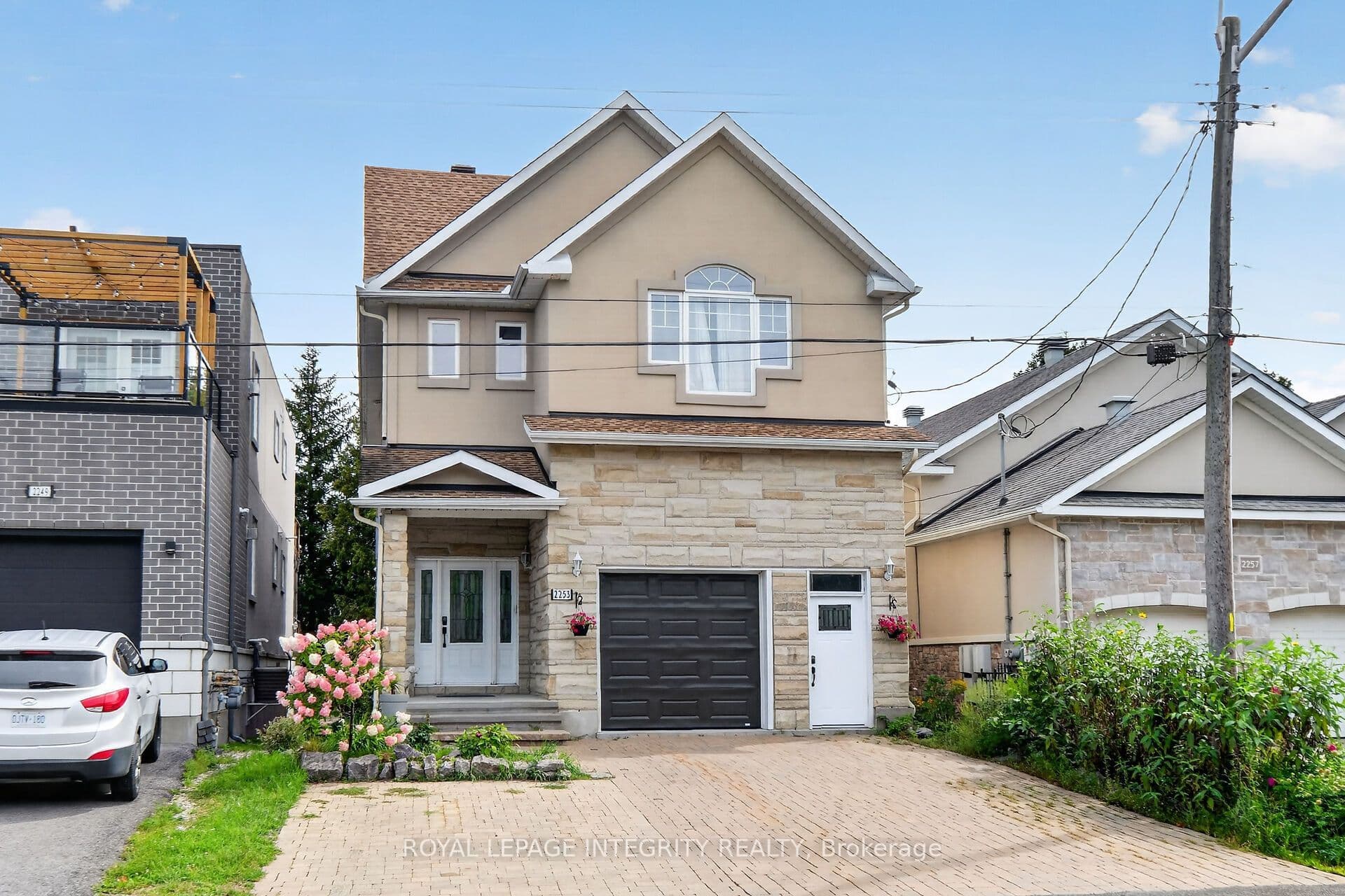 2253 Page Road, Orleans - Convent Glen and Area, ON K1C 7K5