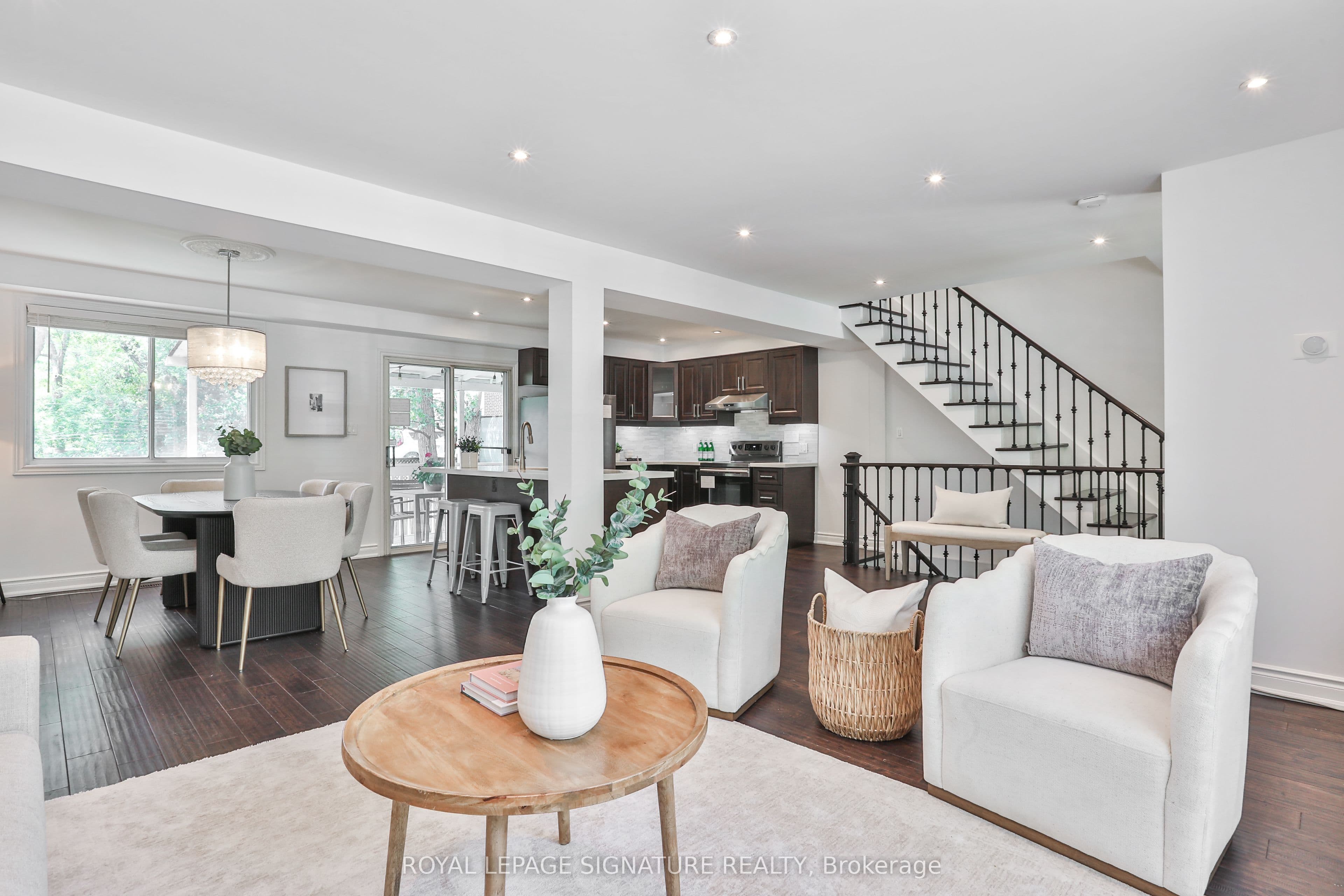 280 Gowan Avenue, Toronto, ON M4J 2K6