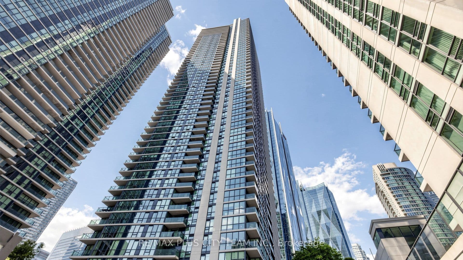 16 Harbour Street 4302, Toronto, ON M5J 2Z7