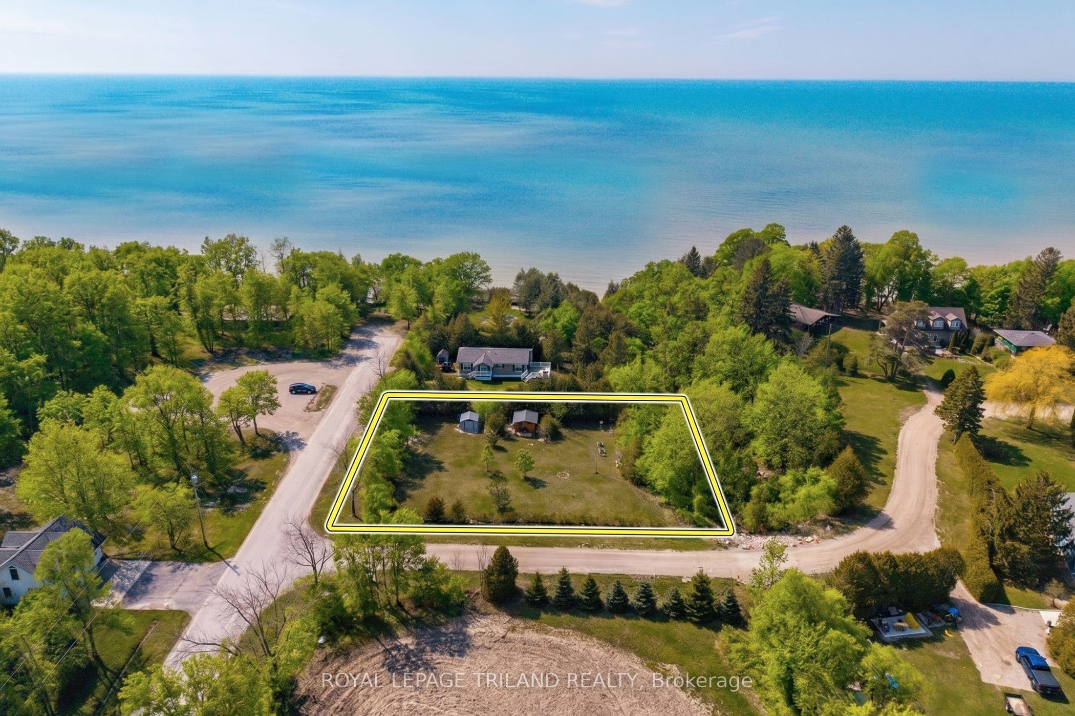 33714 Pavilion Road, Bluewater, ON N0M 1G0