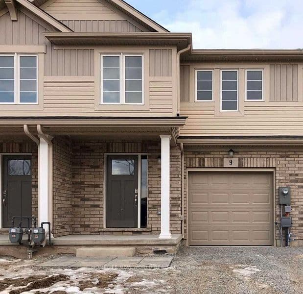 7945 Oldfield Road 9, Niagara Falls, ON L2G 3J8