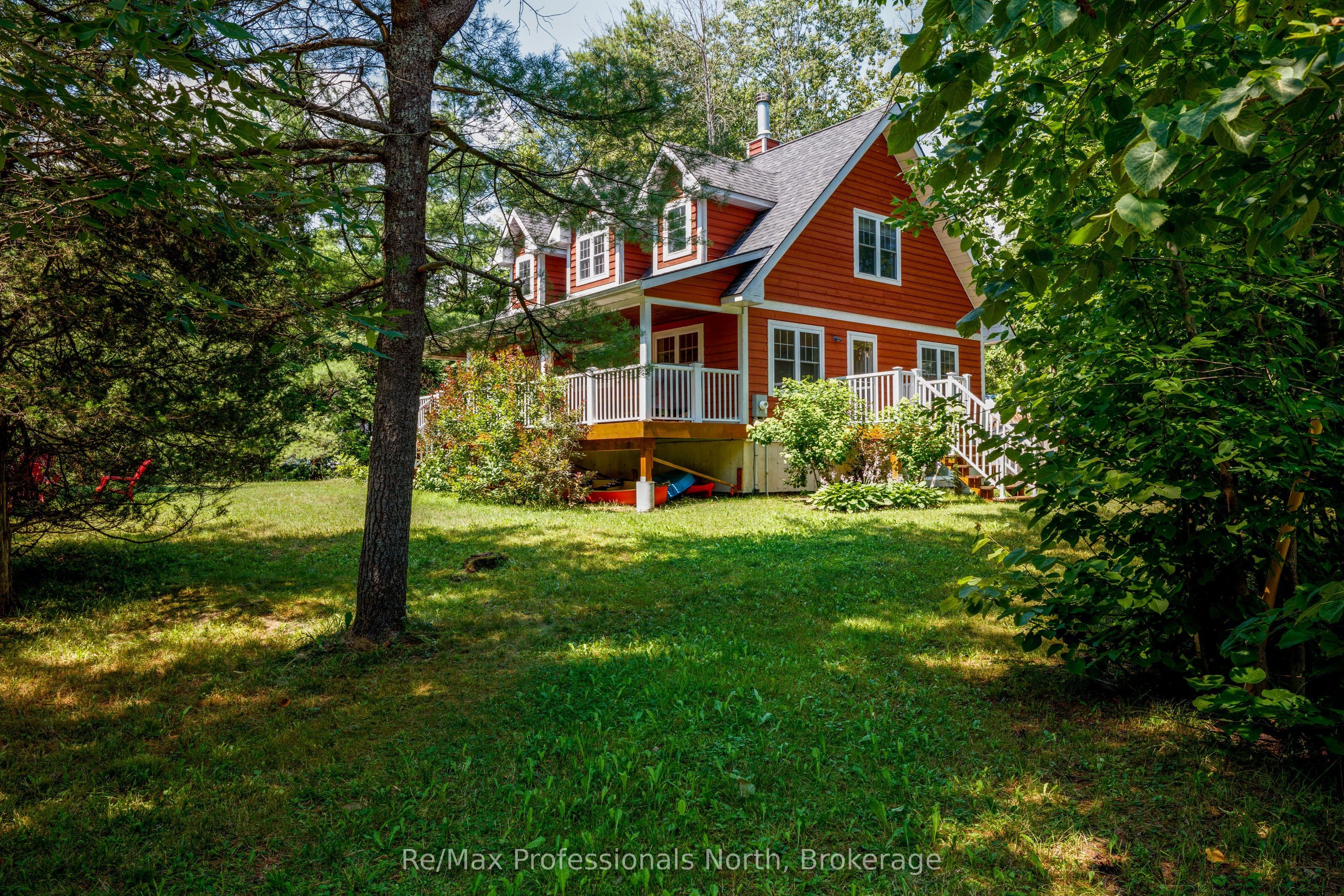 1003 Heron Lane, Gravenhurst, ON P0E 1G0