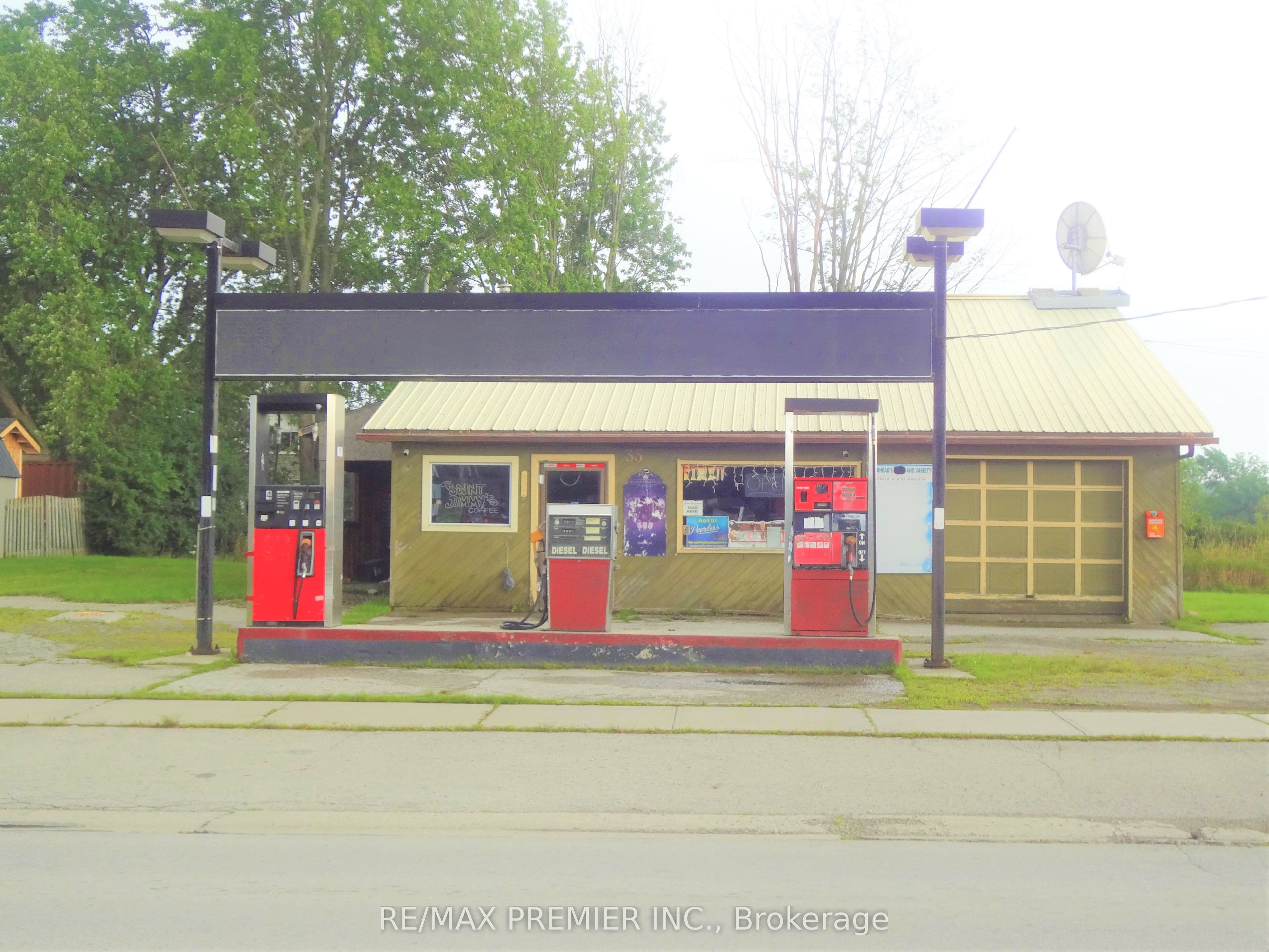 33 Main Street W, Haldimand, ON N0A 1P0