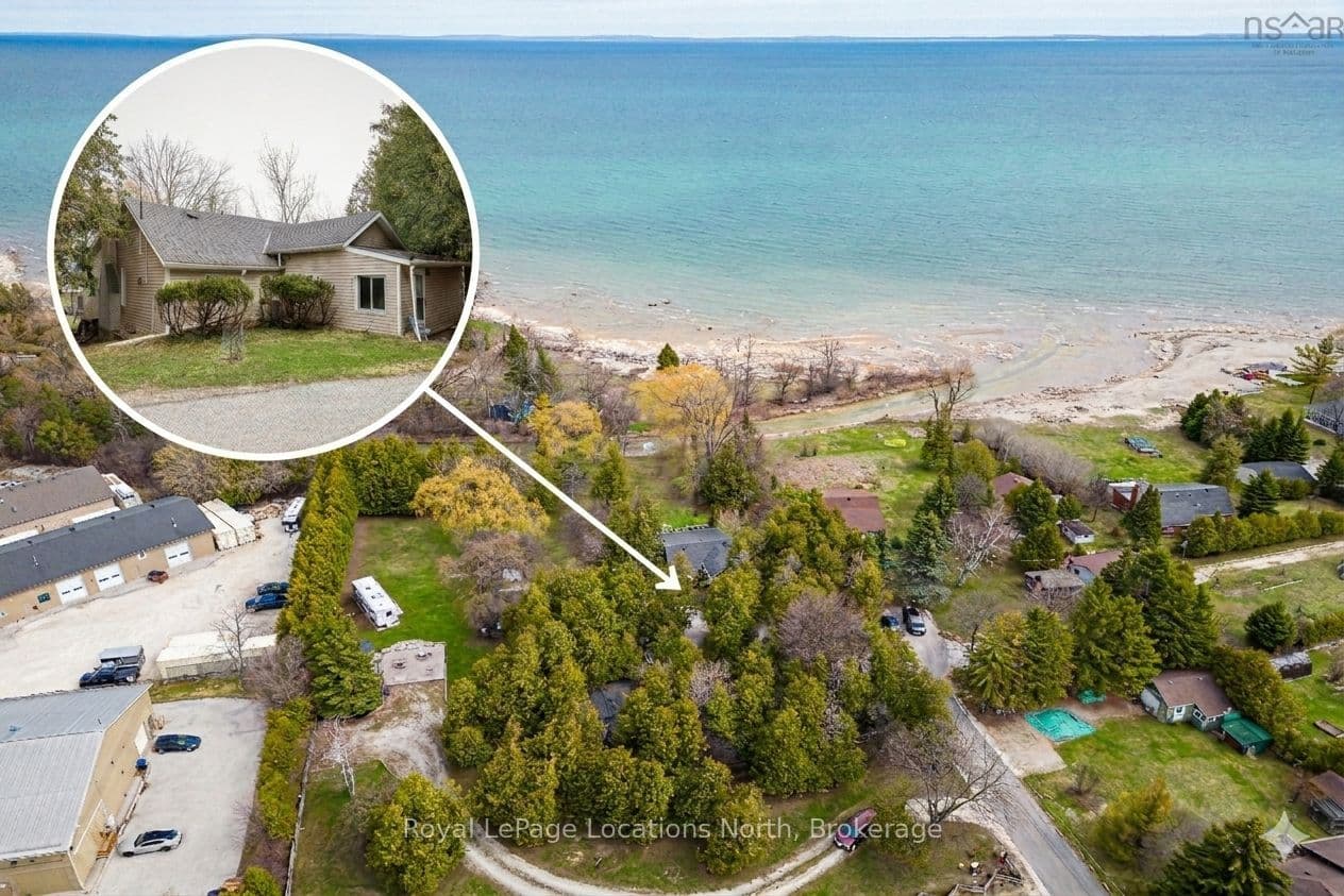 21 Eva Crescent, Collingwood, ON L9Y 5R1
