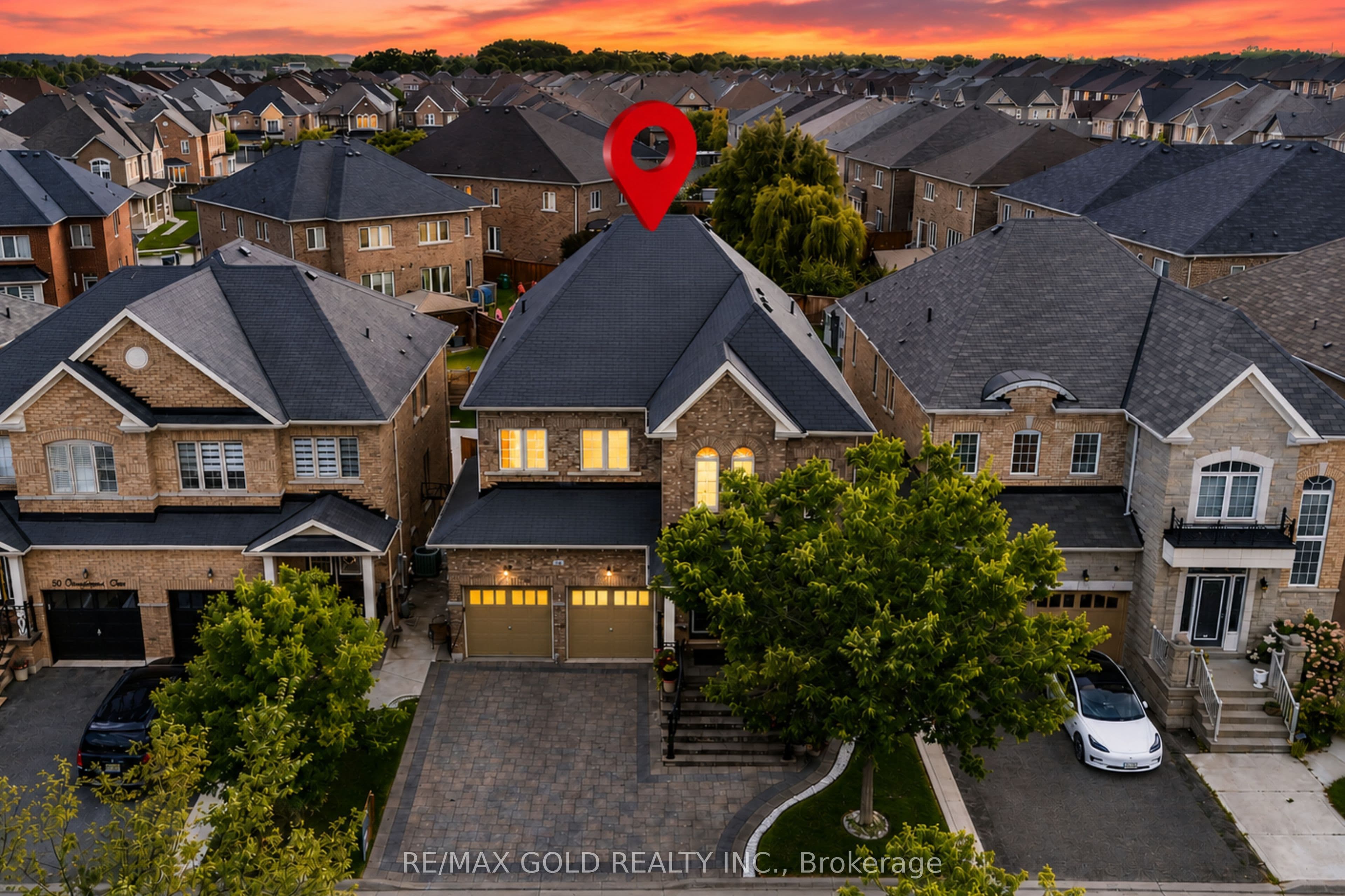 54 Orangeblossom Trail, Brampton, ON L6X 3B5