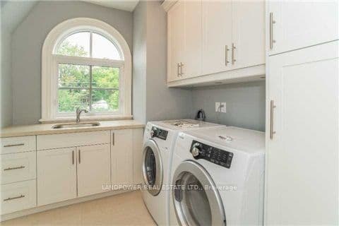 37 Pomander Road, Markham, ON L3R 1X5