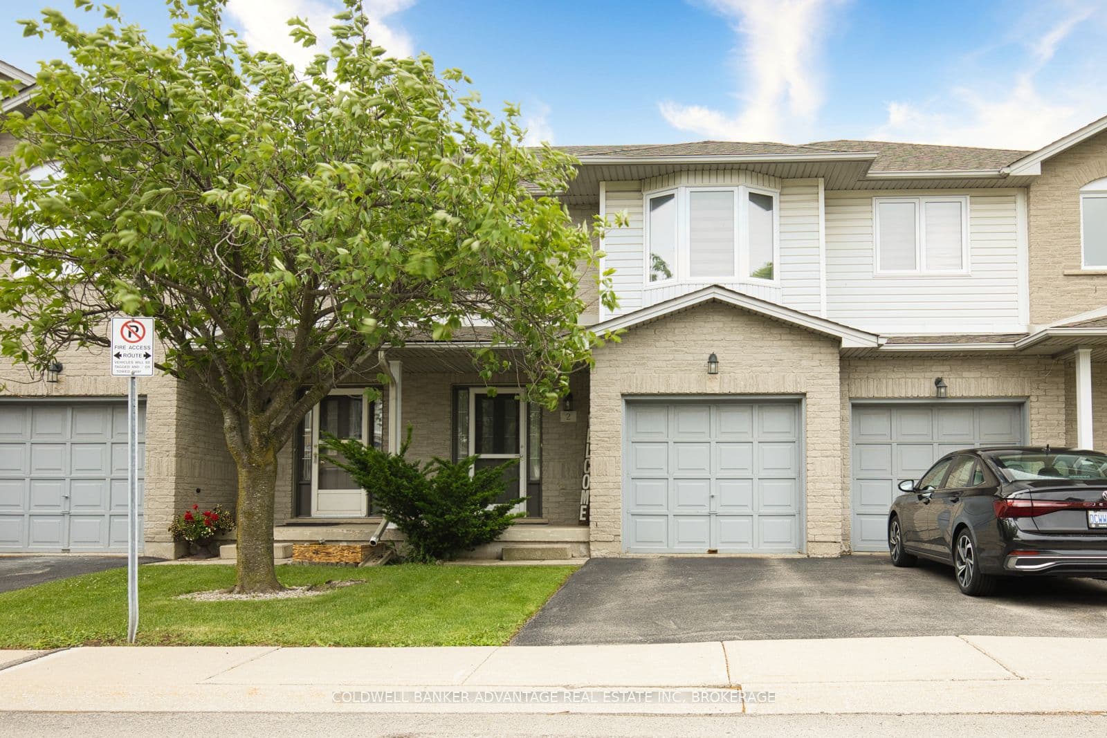800 Paramount Drive 2, Hamilton, ON L8J 3V8