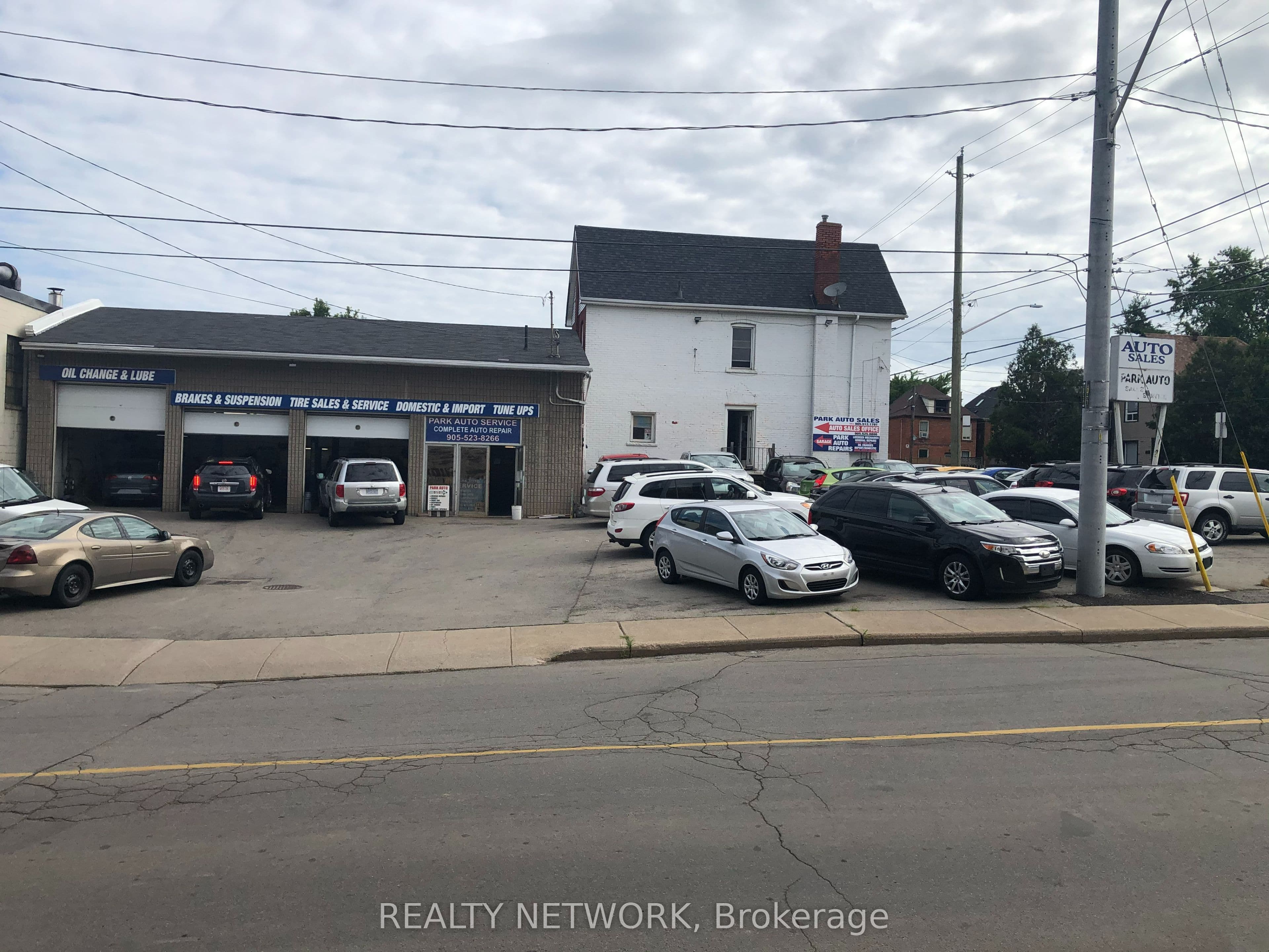 216 Dundurn Street S, Hamilton, ON L8P 4K3